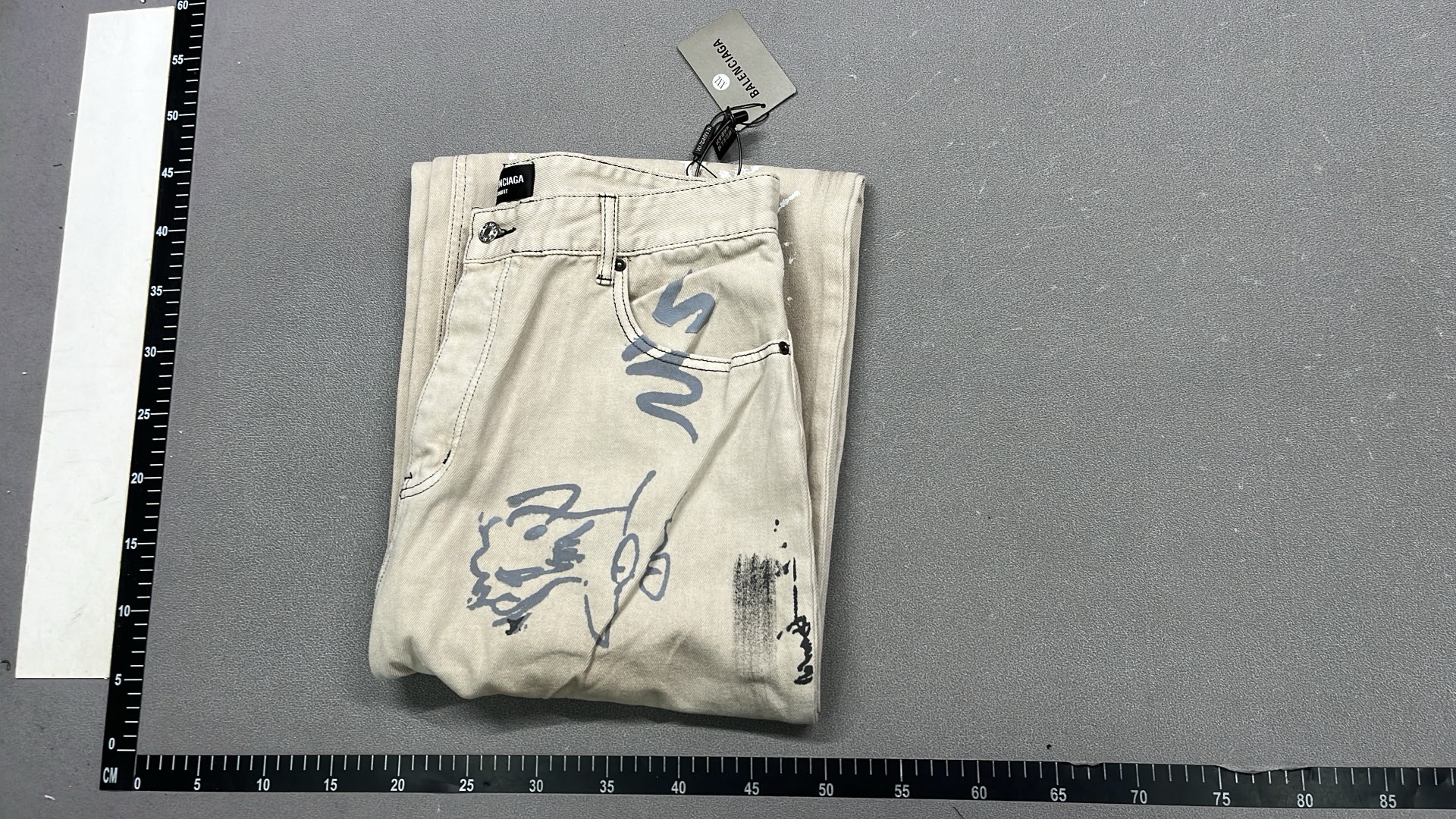 Graffiti Print Wide Leg Jeans for Streetwear