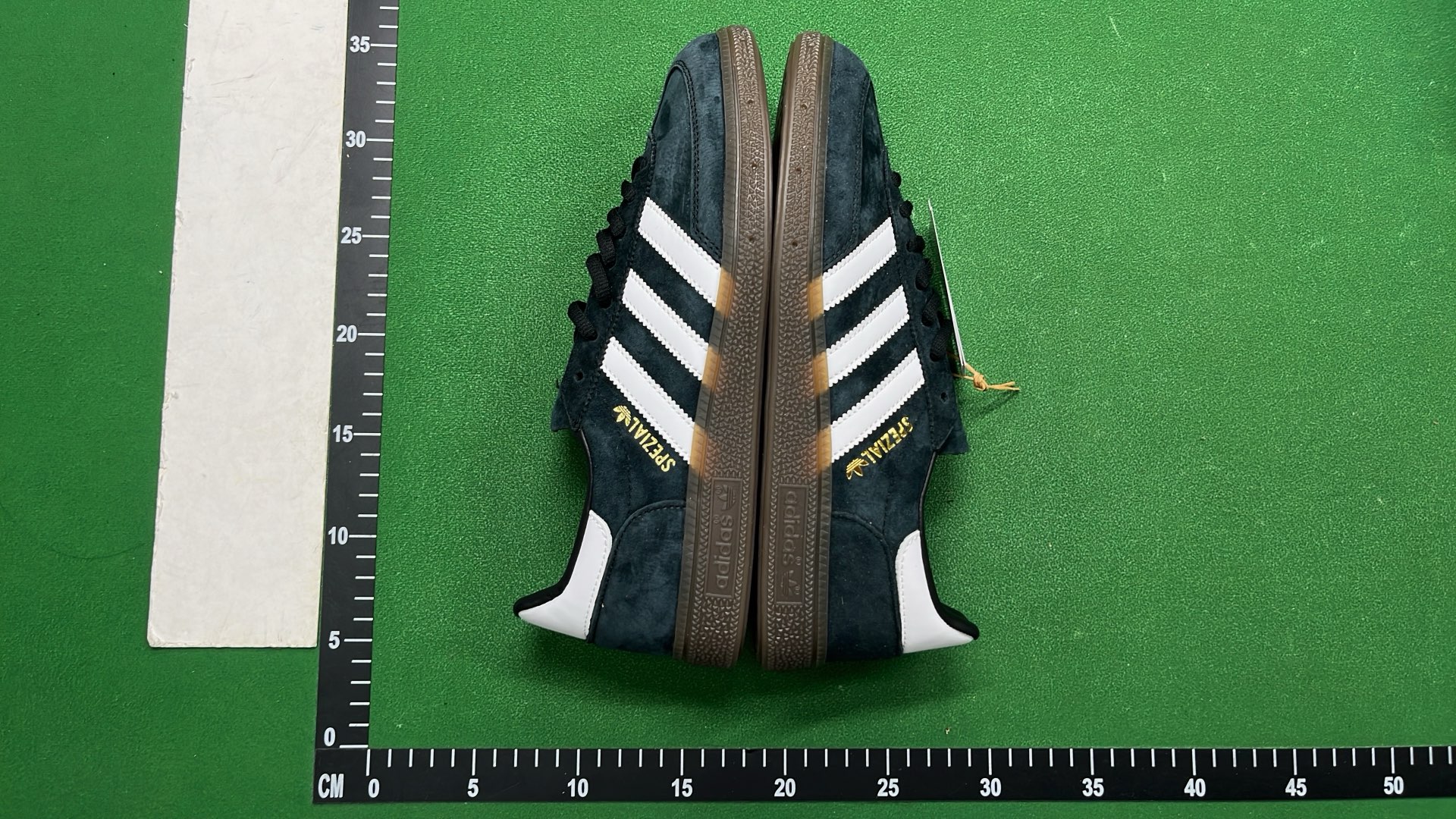 Adidas Samba OG Shoes Vintage Retro Style