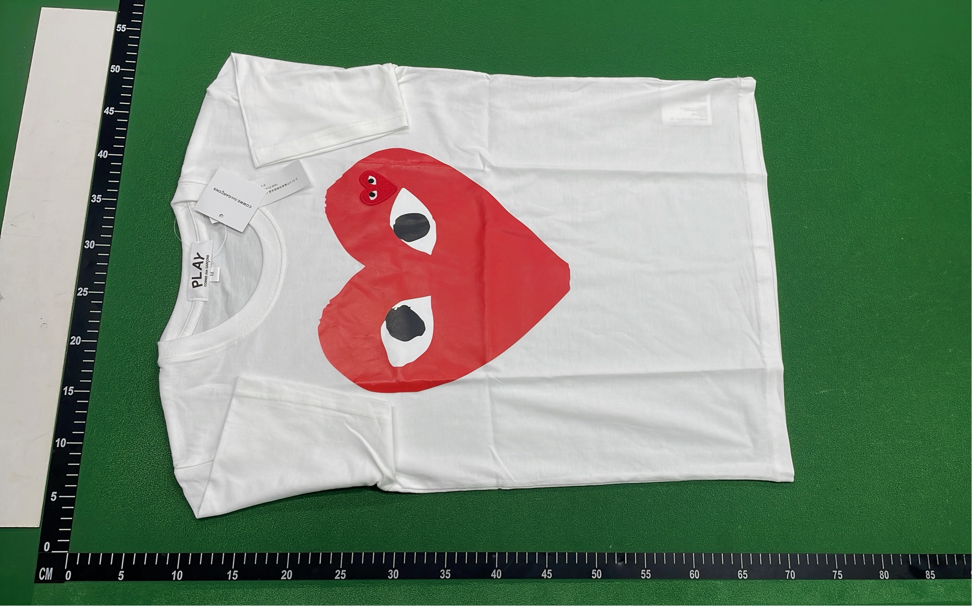 Comme des Gar&ccedil;ons Red Heart Eye T-Shirt