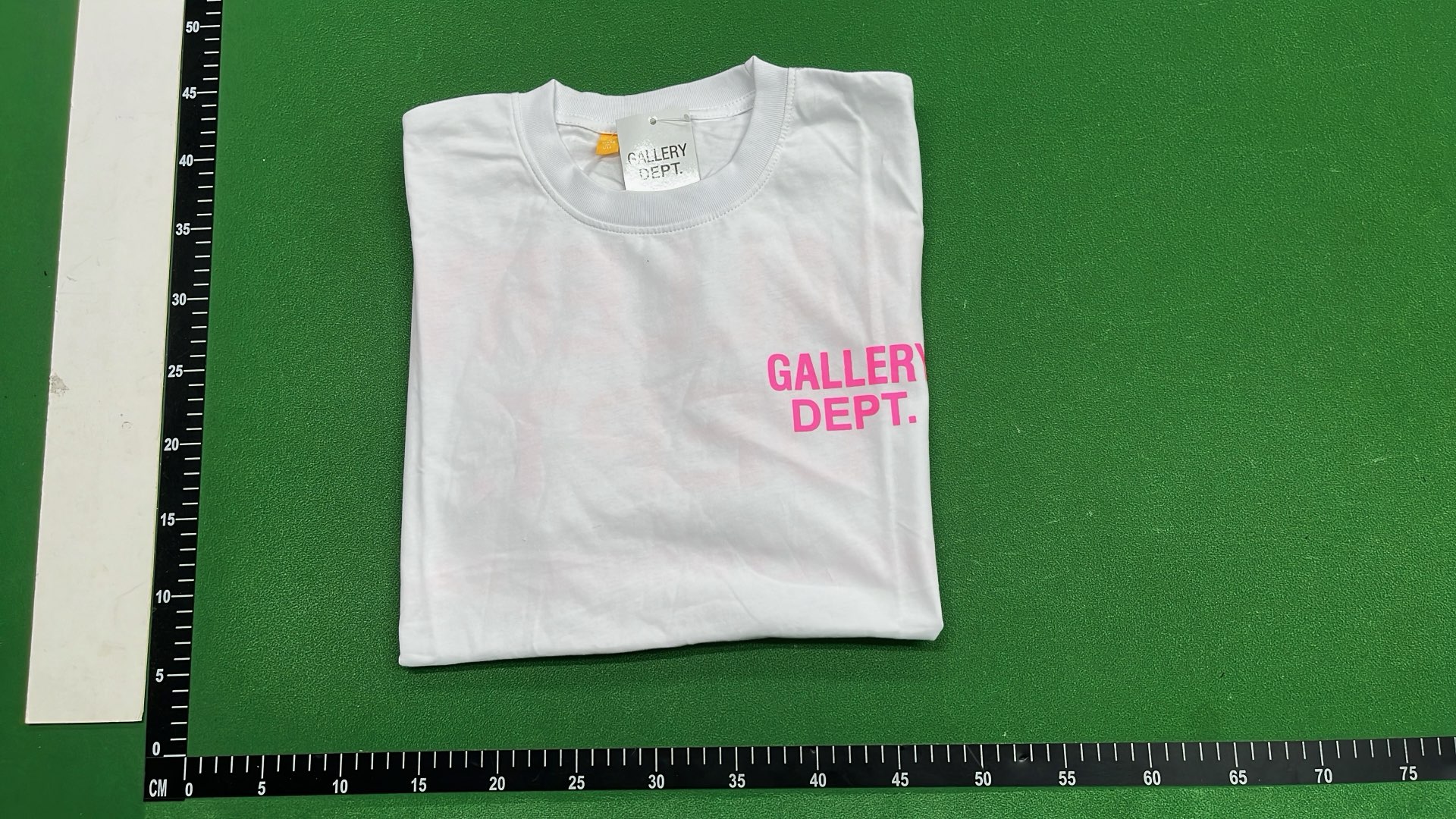 GALLERY DEPT. Tokyo Japan T-Shirt with Abstract Print