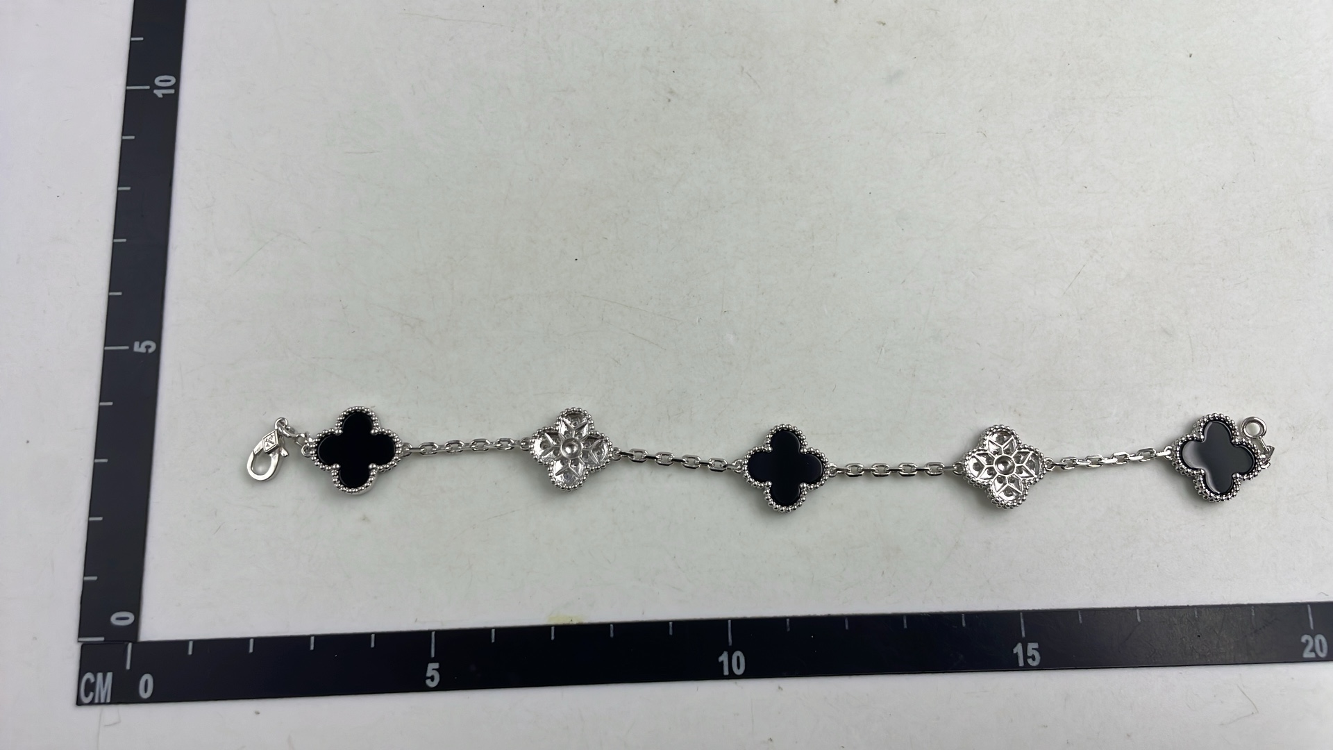 Luxury Gold Chain Bracelets with Colorful Clover Charms