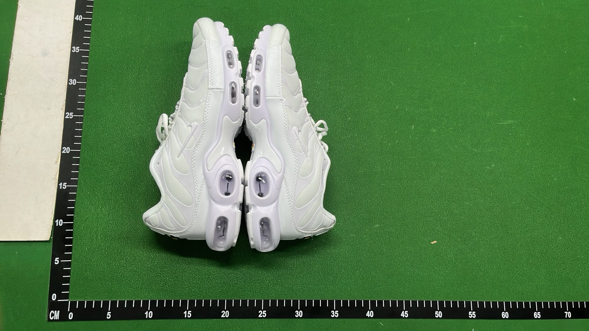 Nike Air Max Plus TN Running Shoes - Men's Athletic Sneakers