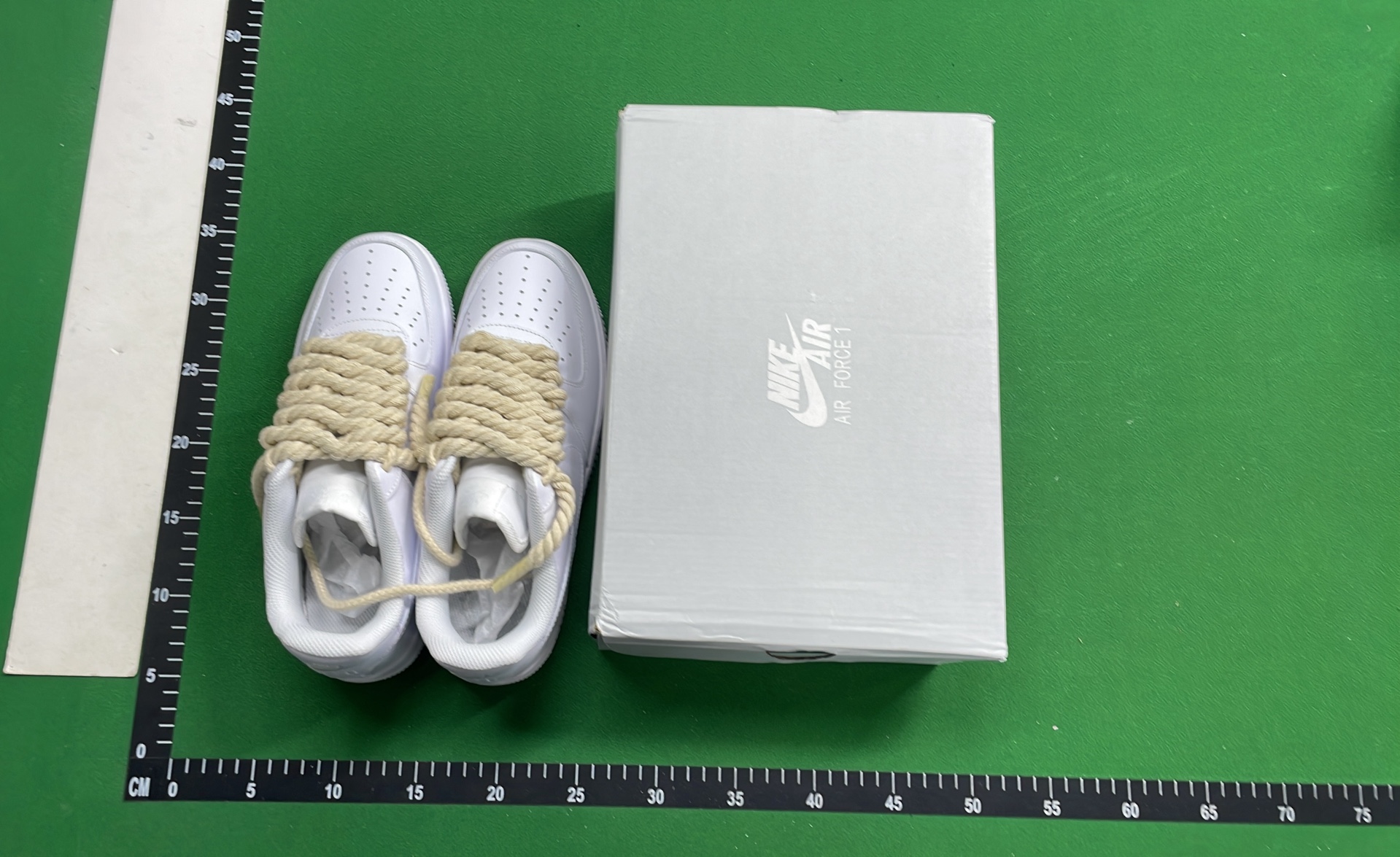 Nike Air Force 1 Low Supreme Collaboration Sneakers