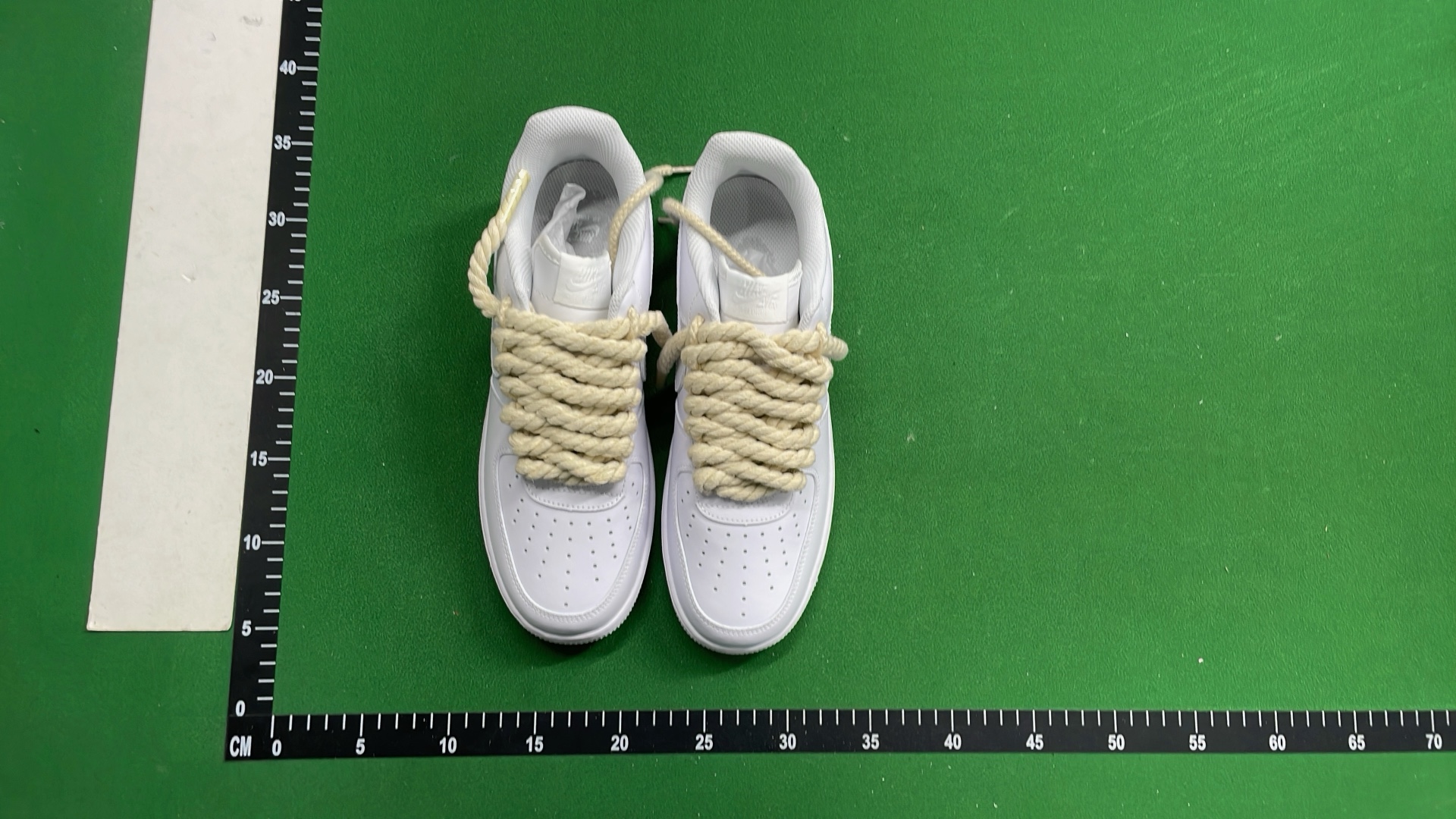 Nike Air Force 1 Low Supreme Collaboration Sneakers