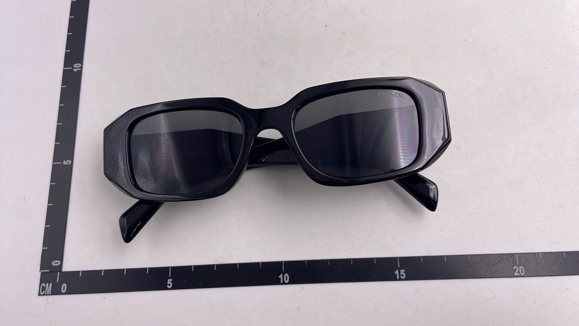 Prada Sunglasses with Square Frame and Gradient Lenses