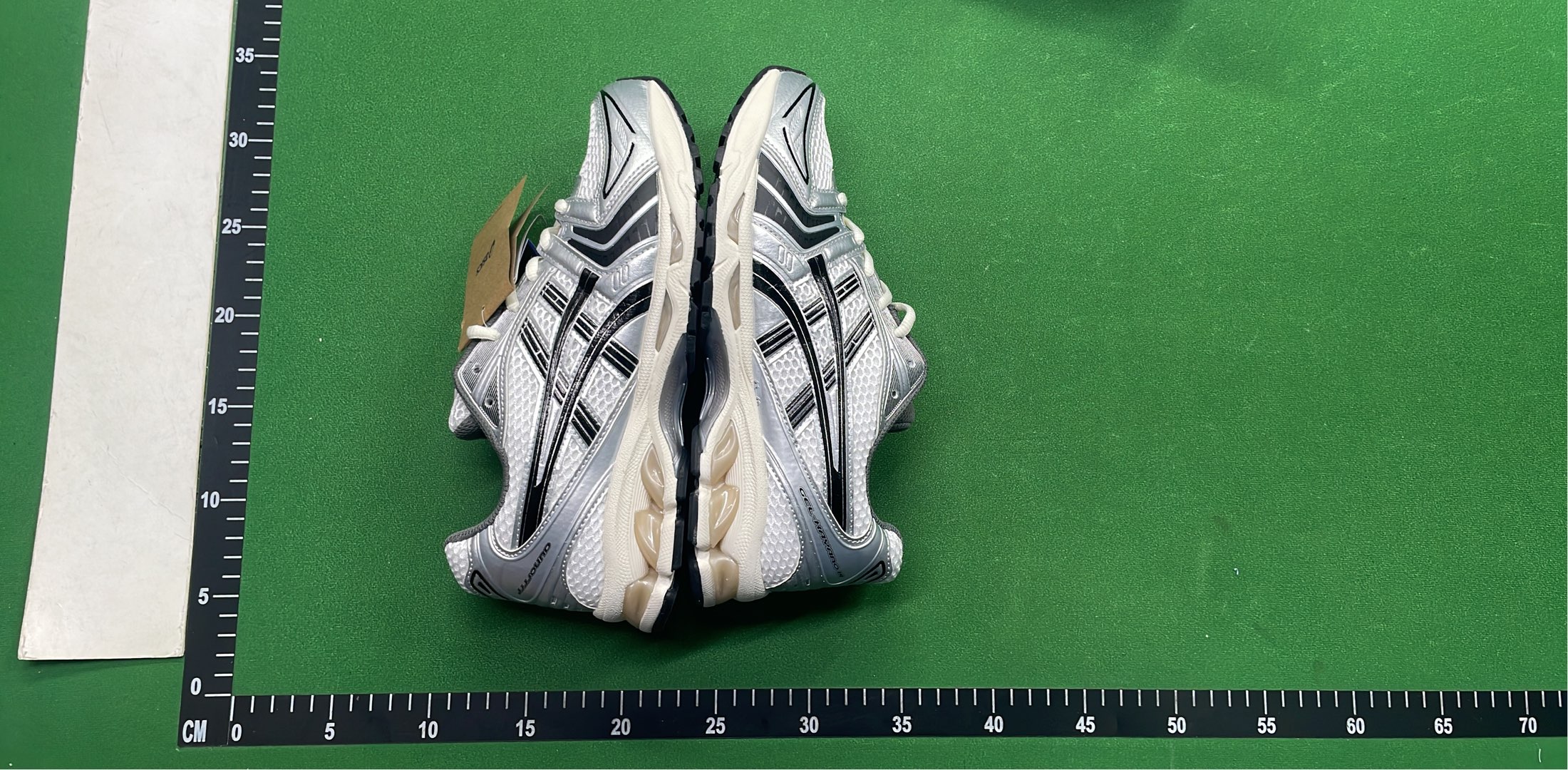 ASICS Gel-Kayano 20 Running Shoes for Men and Women