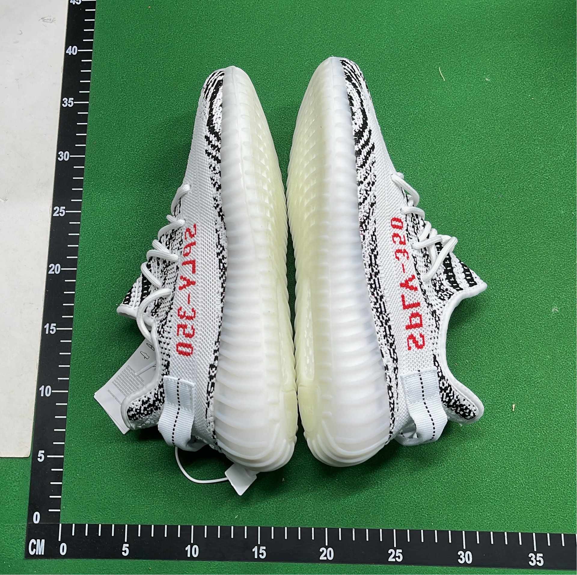 Yeezy Boost 350 V2 Sneakers for Men and Women