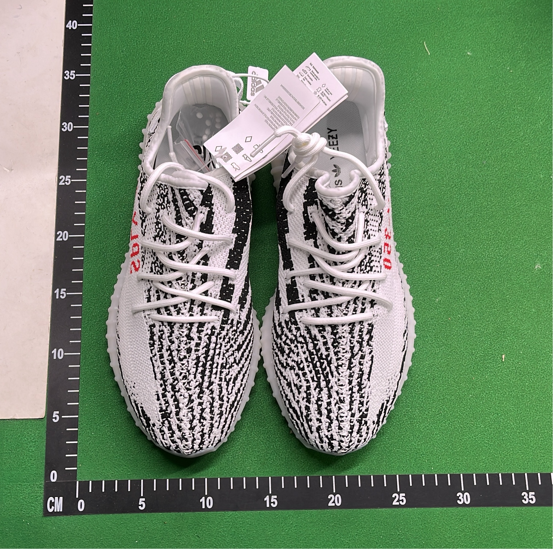 Yeezy Boost 350 V2 Sneakers for Men and Women