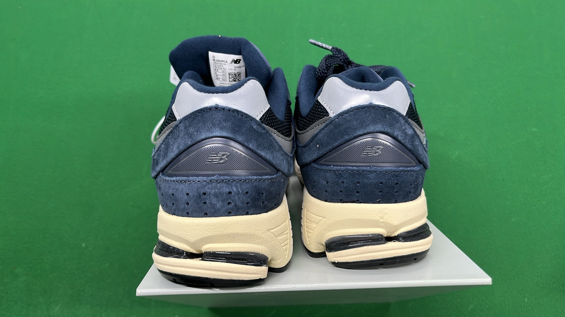New Balance 2002R Grey Running Shoes