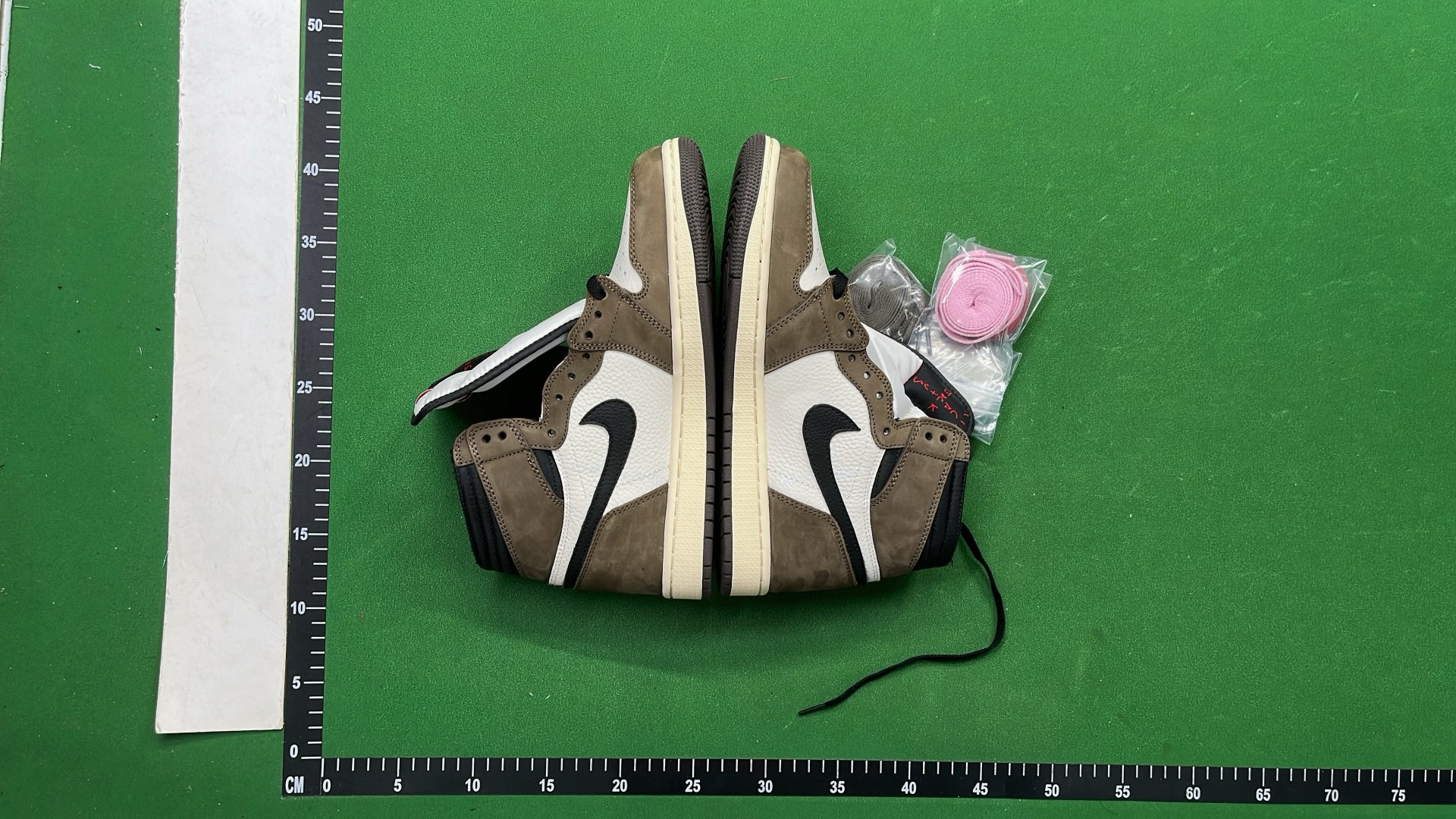 Nike Air Jordan 1 Low Brown Black Sneakers
