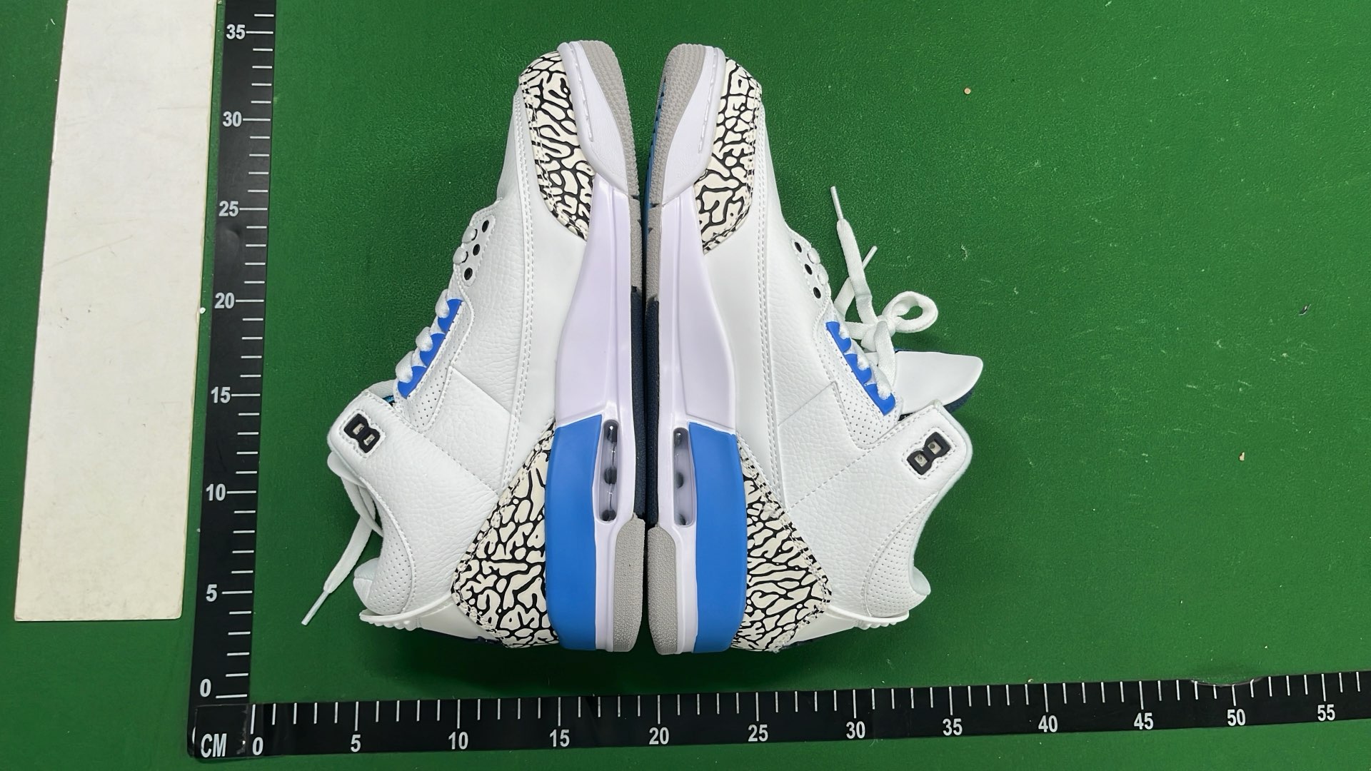 Air Jordan 3 Retro White Blue Cement