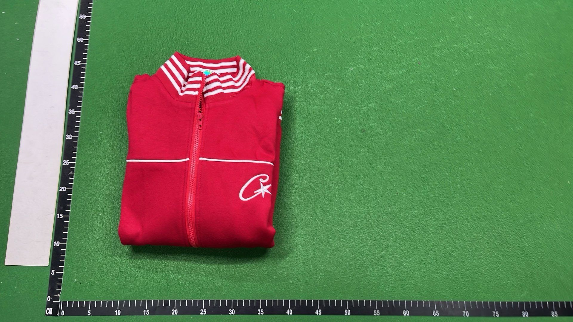 Carhartt WIP Hooded Jacket - Lightweight Water Resistant Outerwear