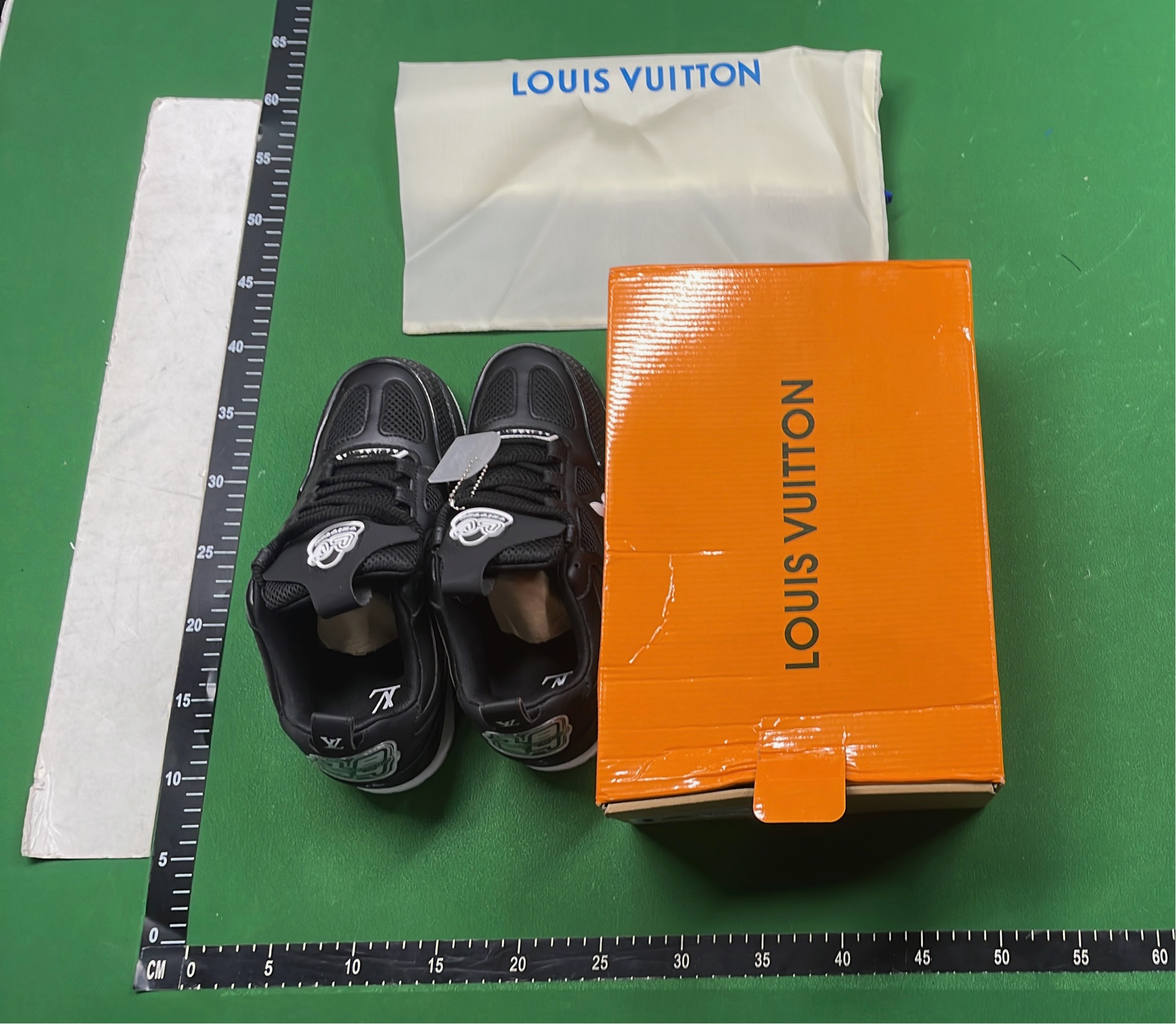 LV White Monogram Sneakers for Men Women