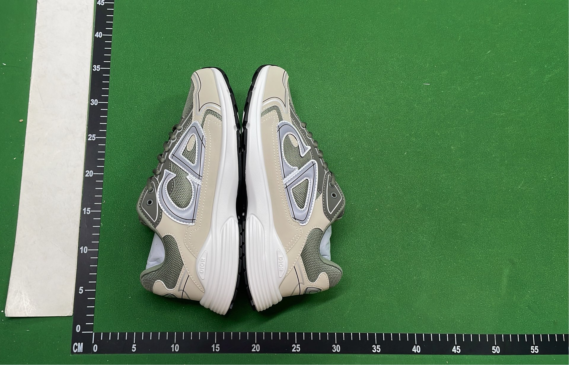 1:1 Batch DIOR B30 Shoes  in the Best OopBuy Spreadsheet QC photos