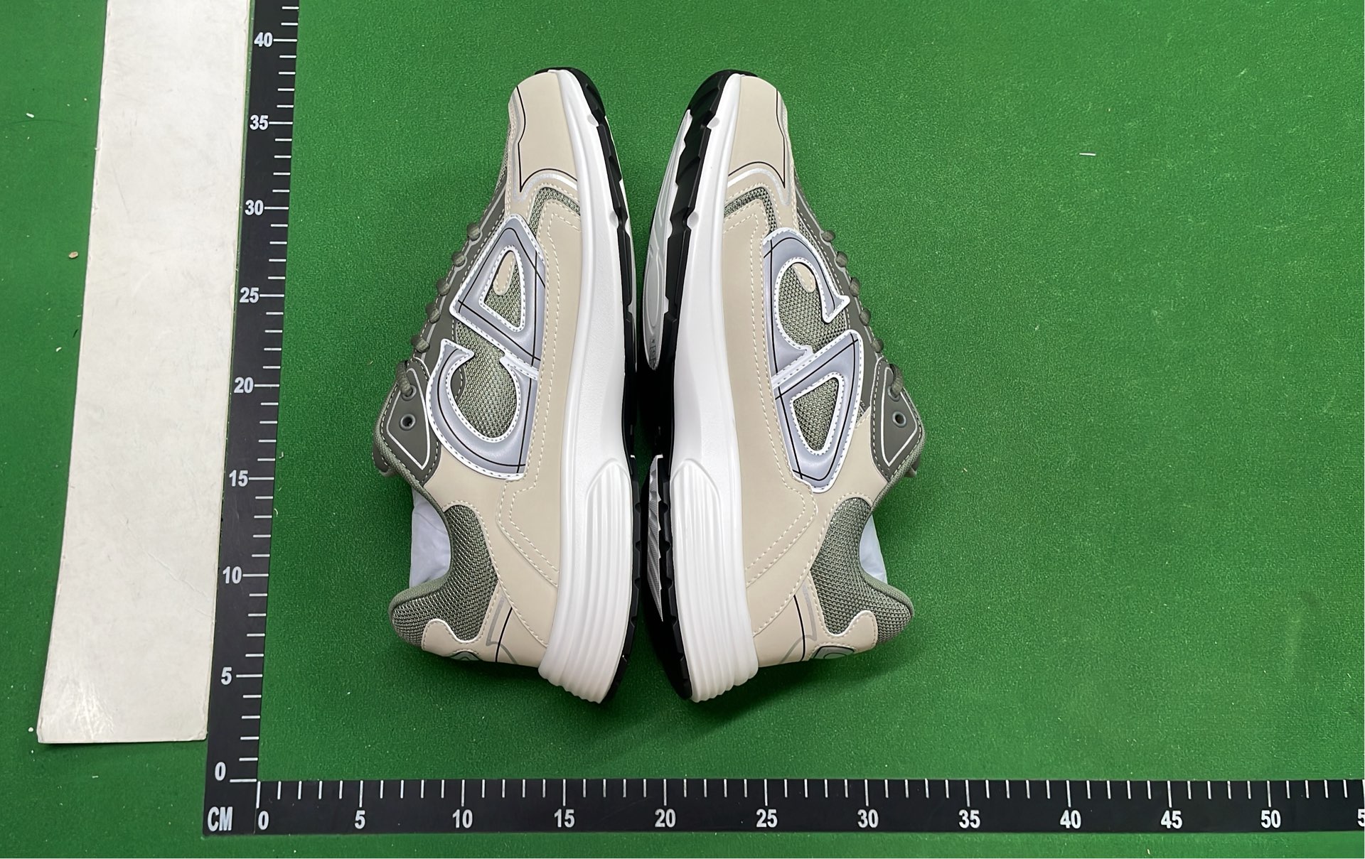 1:1 Batch DIOR B30 Shoes  in the Best OopBuy Spreadsheet QC photos