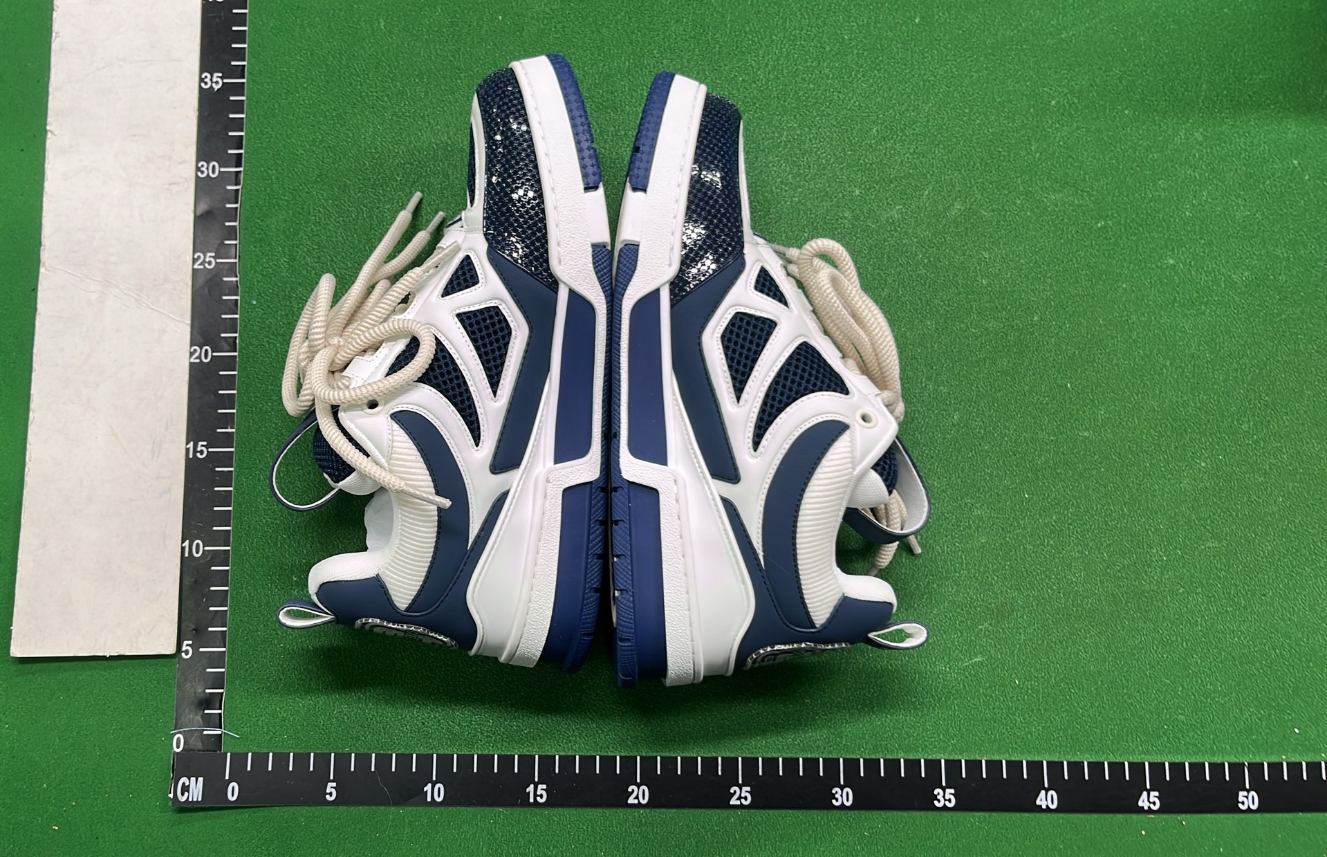 1:1 Batch LOUIS VUITTON shoes-1  in the Best OopBuy Spreadsheet QC photos