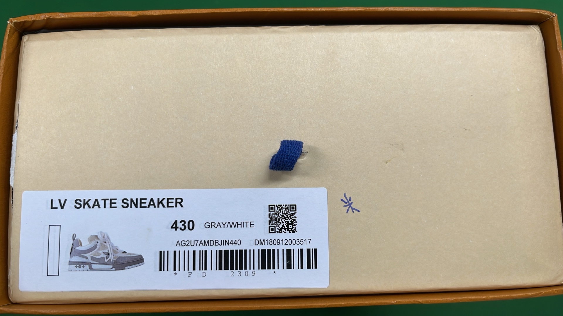 1:1 Batch LOUIS VUITTON shoes-1  in the Best OopBuy Spreadsheet QC photos