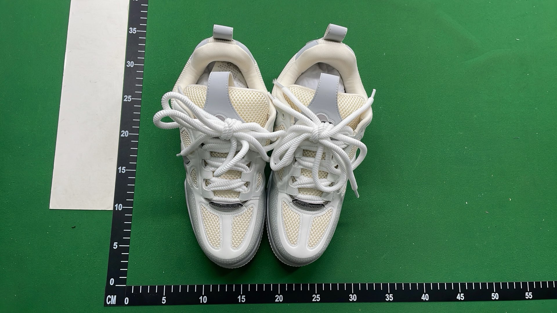 1:1 Batch LOUIS VUITTON shoes-1  in the Best OopBuy Spreadsheet QC photos