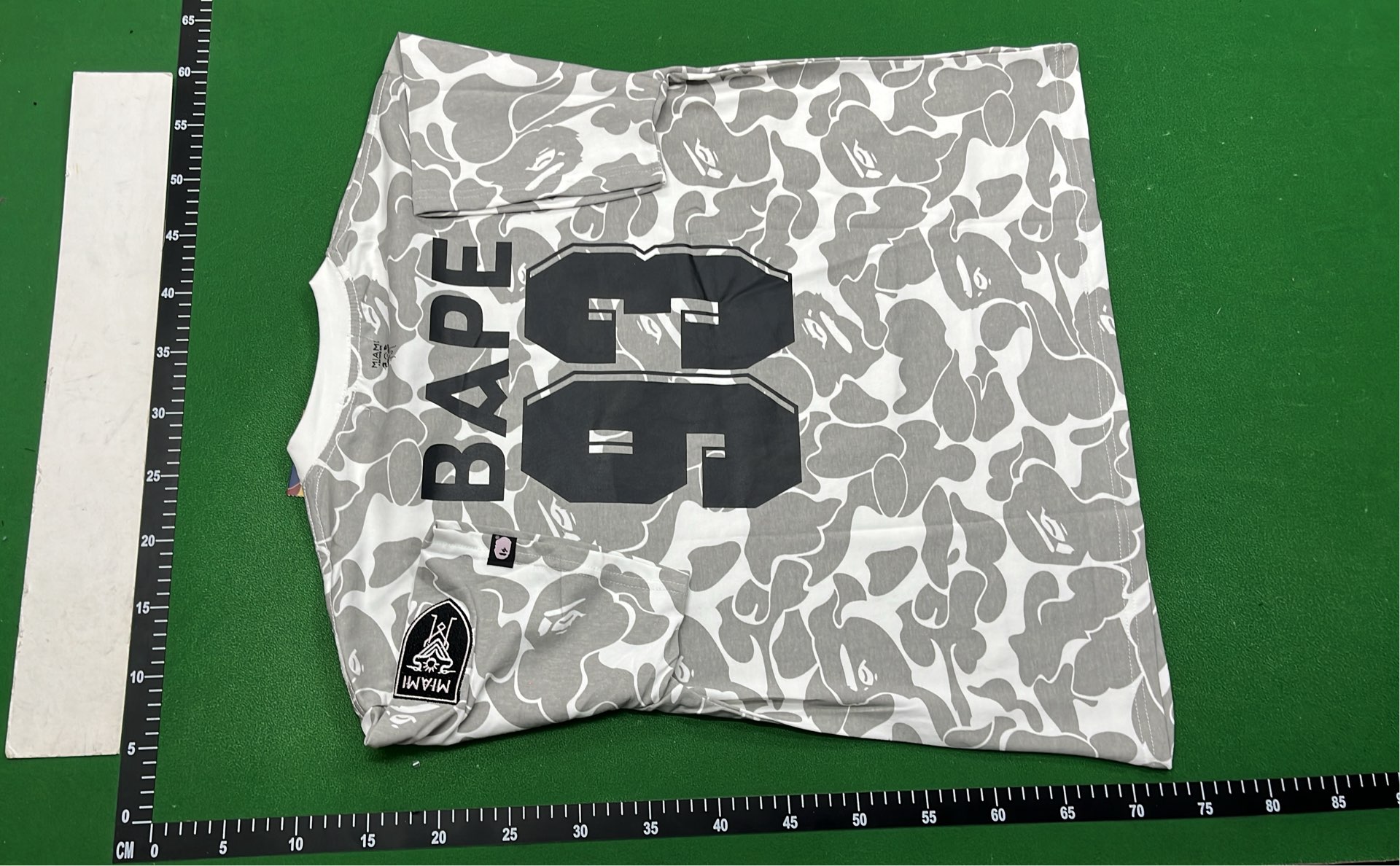 1:1 Batch Abape Tshirt  in the Best OopBuy Spreadsheet QC photos