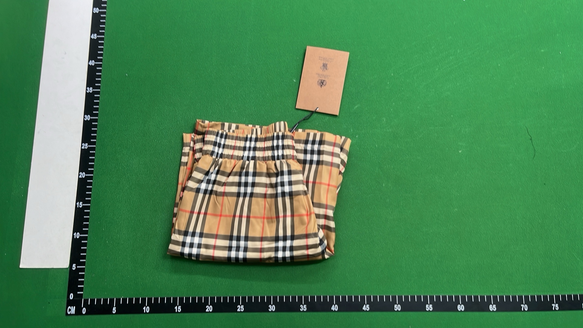 1:1 Batch Burberry shorts  in the Best OopBuy Spreadsheet QC photos