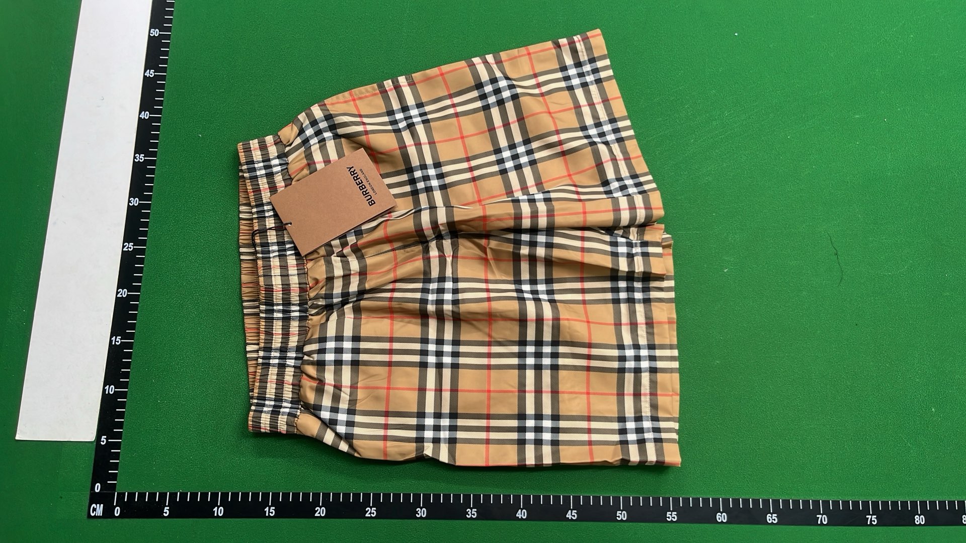 1:1 Batch Burberry shorts  in the Best OopBuy Spreadsheet QC photos