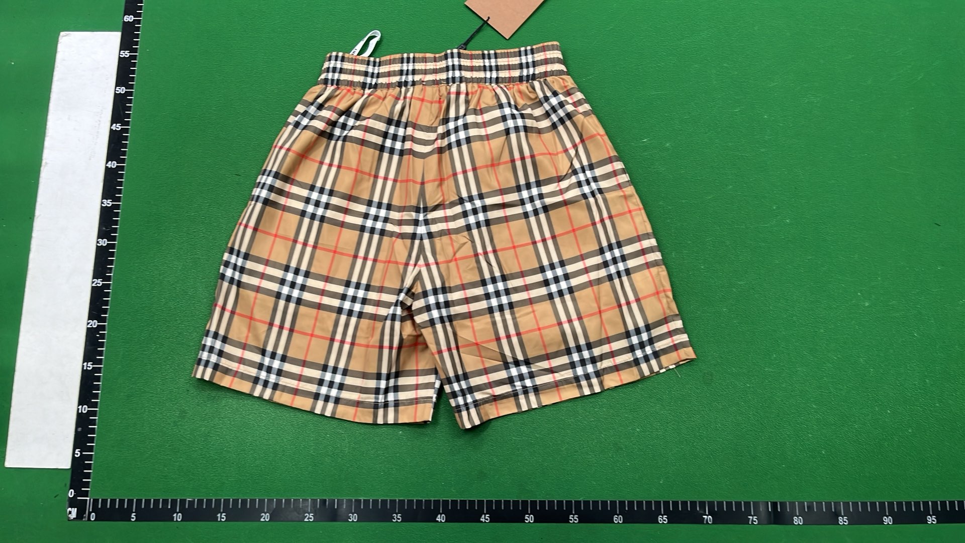 1:1 Batch Burberry shorts  in the Best OopBuy Spreadsheet QC photos