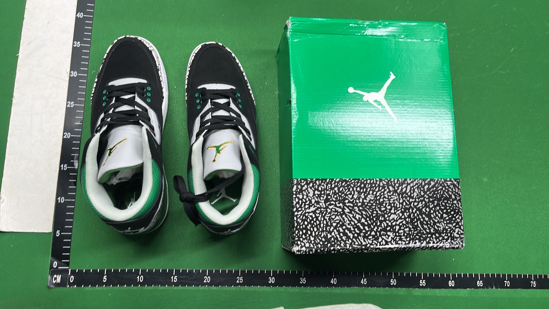 Air Jordan 3 Retro White Cement Yellow