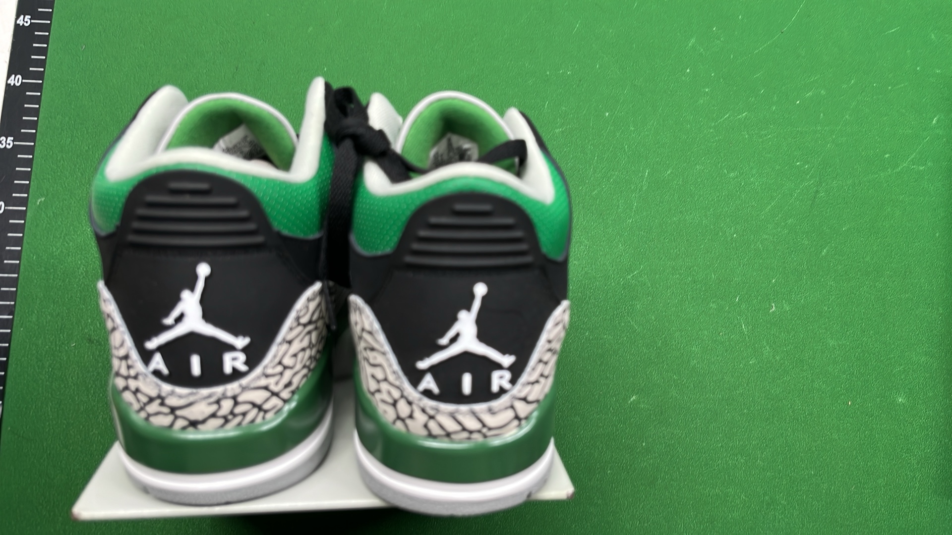 Air Jordan 3 Retro White Cement Yellow
