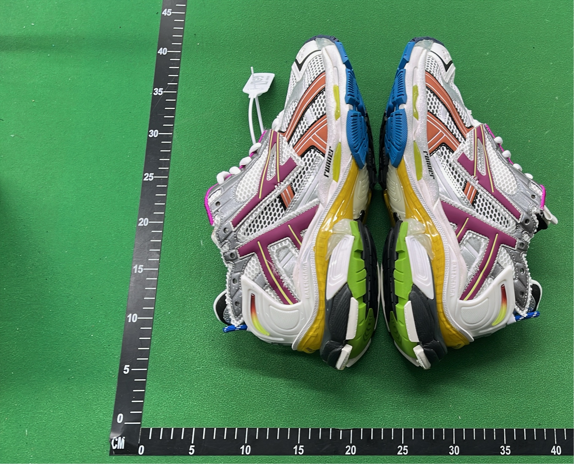  BALENCIAGA Runner Shoes-5 （Excellent） – QC photos preview | CnFans  | 7583189568