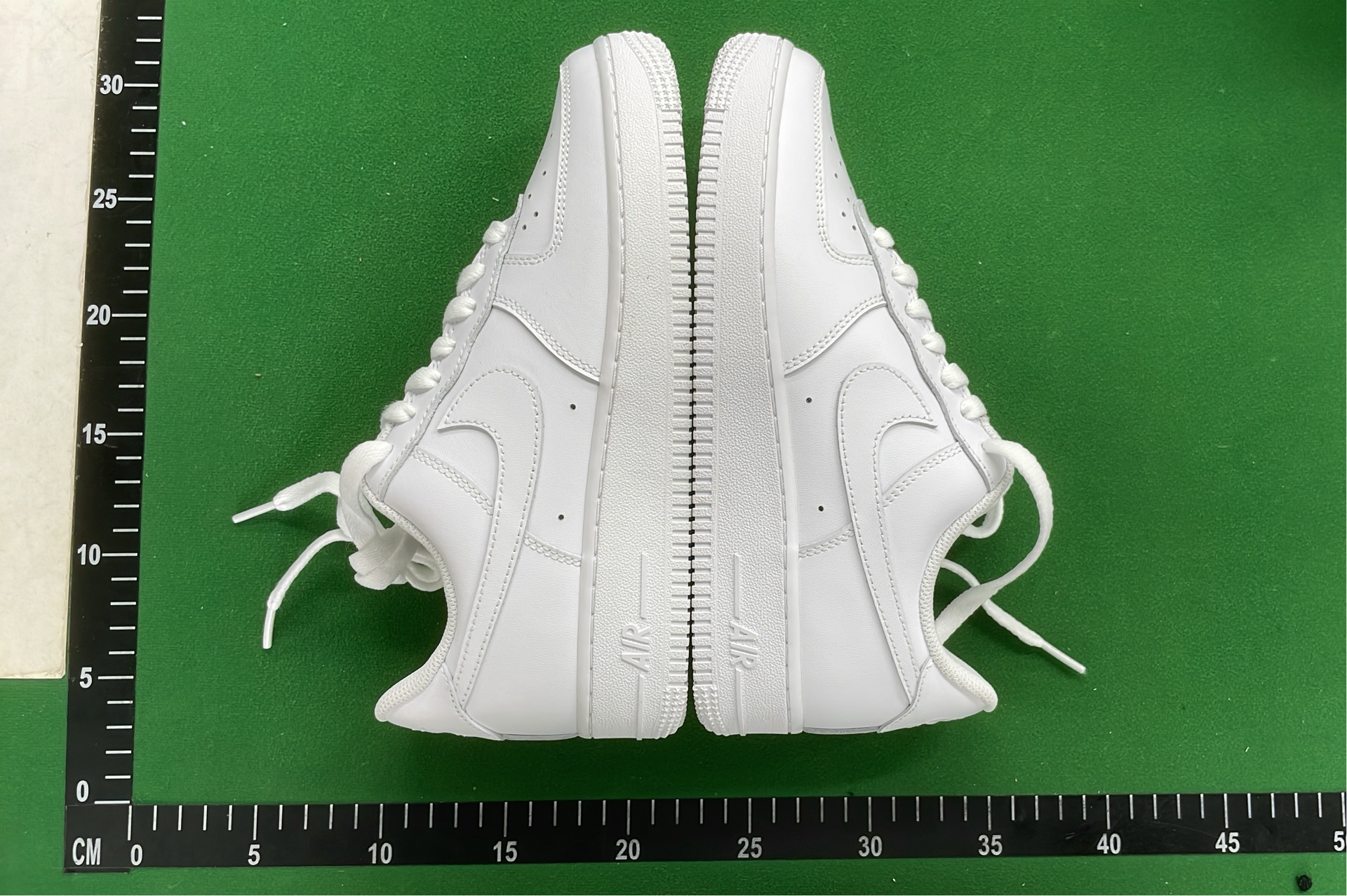 Nike Air Force 1 Low White Red Supreme
