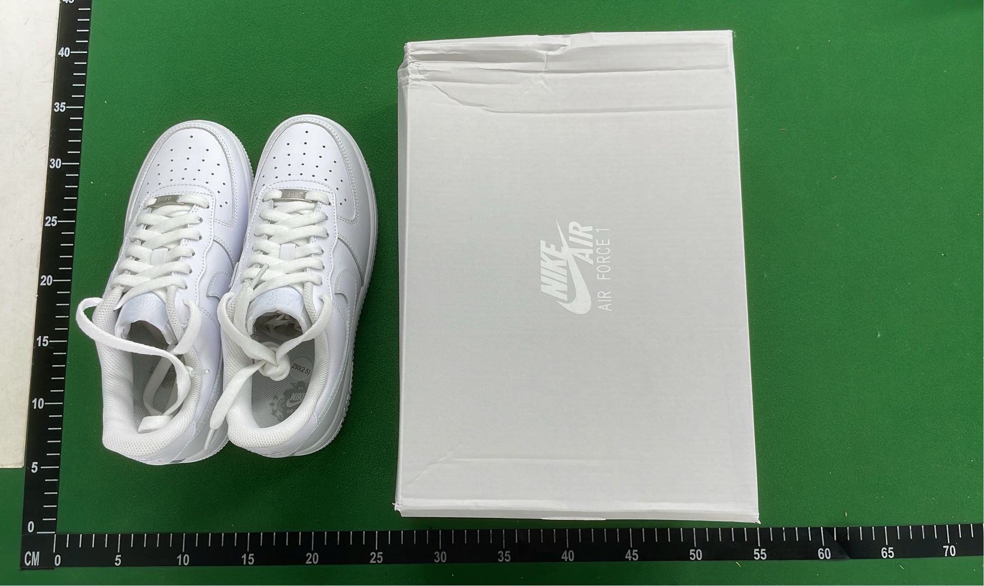 Nike Air Force 1 Low White Red Supreme