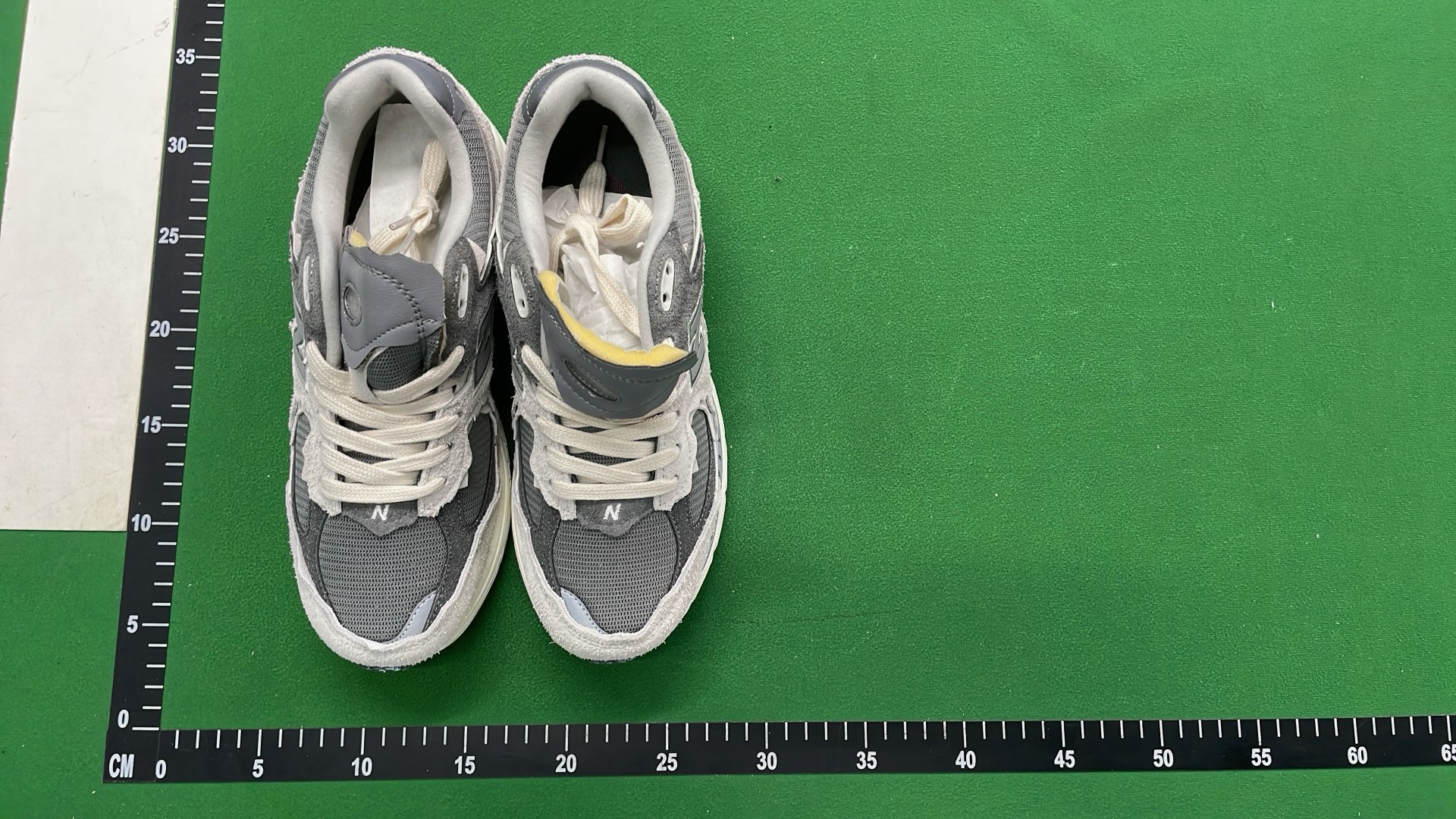 New Balance 2002R Running Shoes - Classic Retro Design