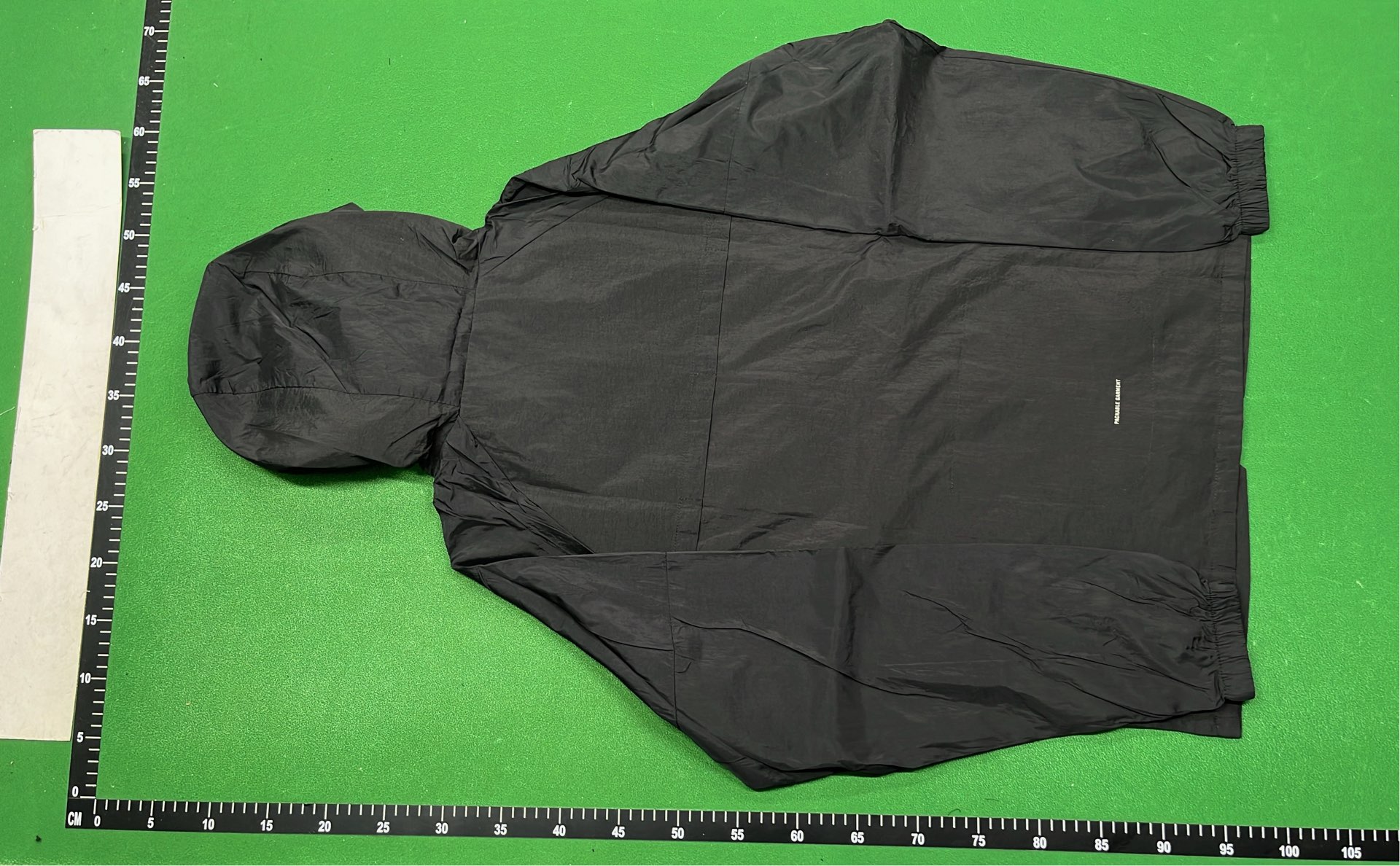 Nike Men's Black Windrunner Jacket with Hood and Reflective Logo
