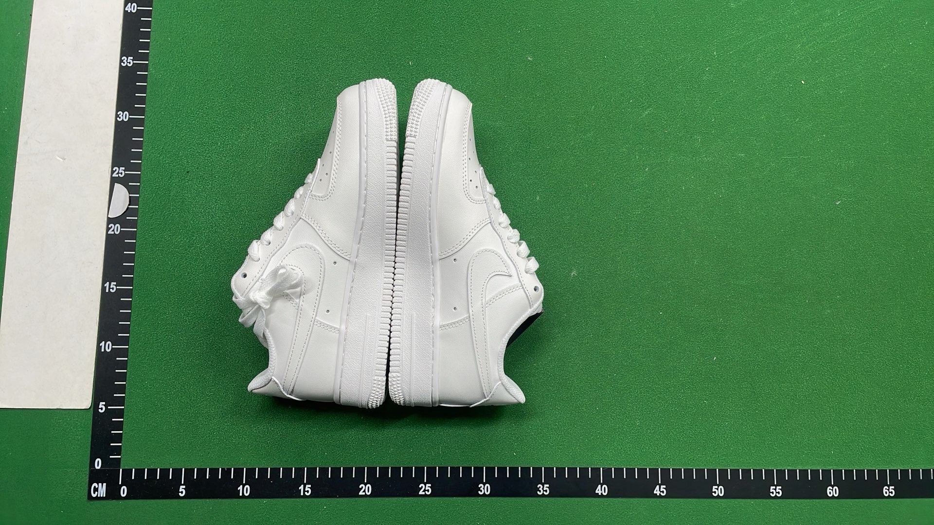 White Nike Air Force 1 Low Sneakers for Men and Women