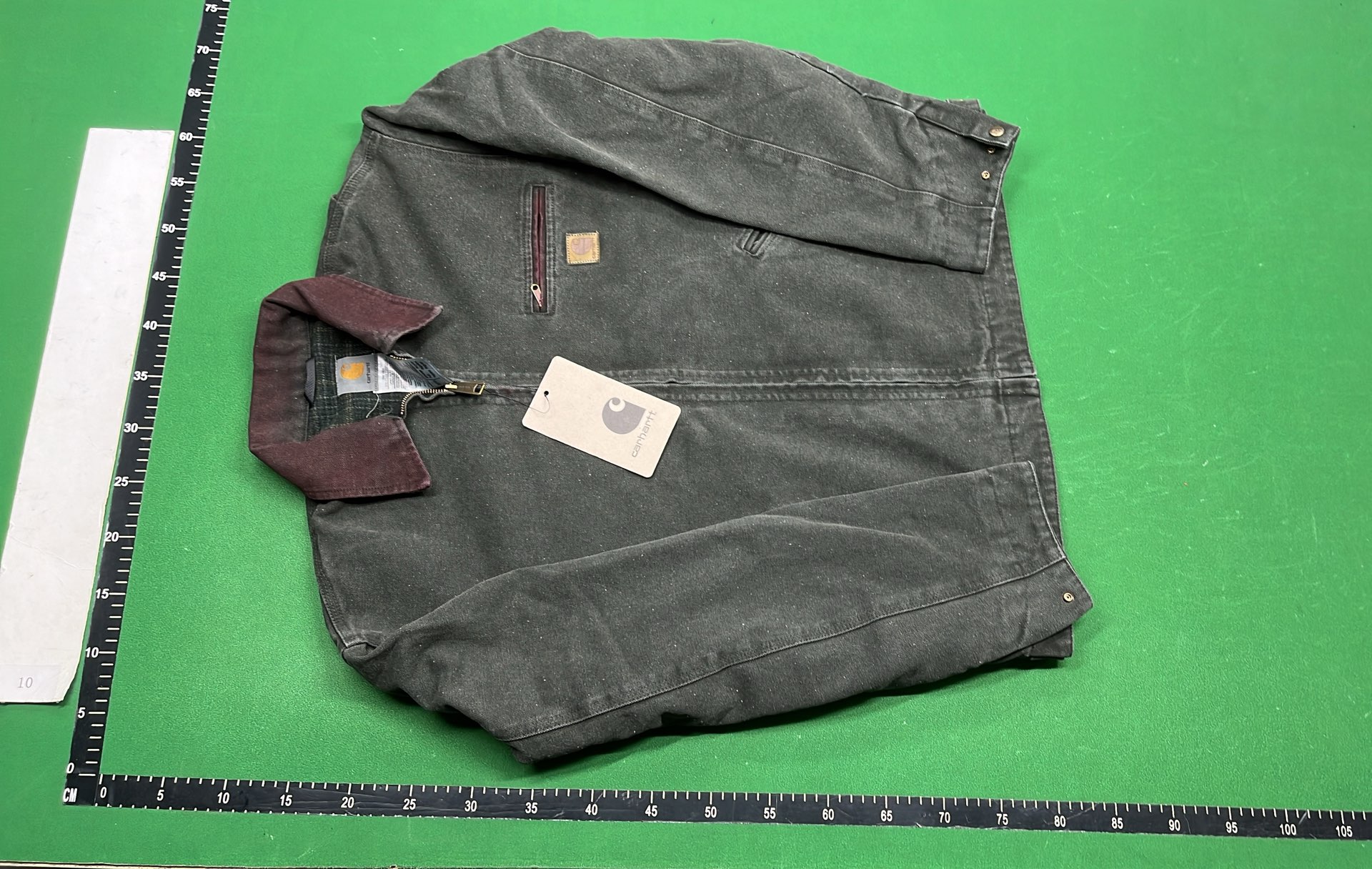 Carhartt WIP Worker Jacket in Olive Green - Durable Workwear Style