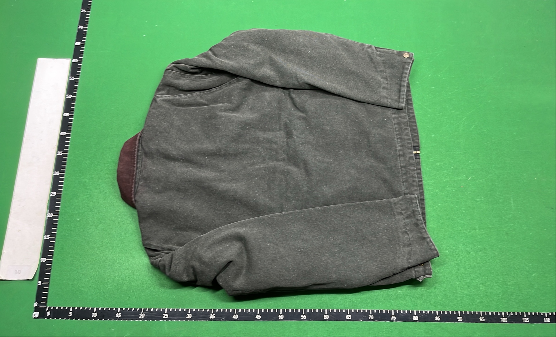 Carhartt WIP Worker Jacket in Olive Green - Durable Workwear Style