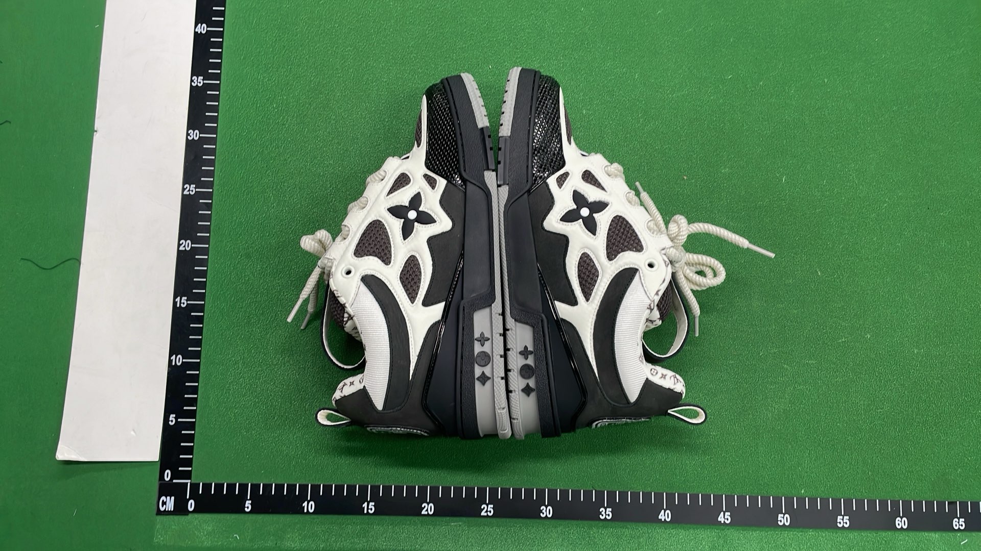 LV Trainer Sneakers Beige White Mesh Design