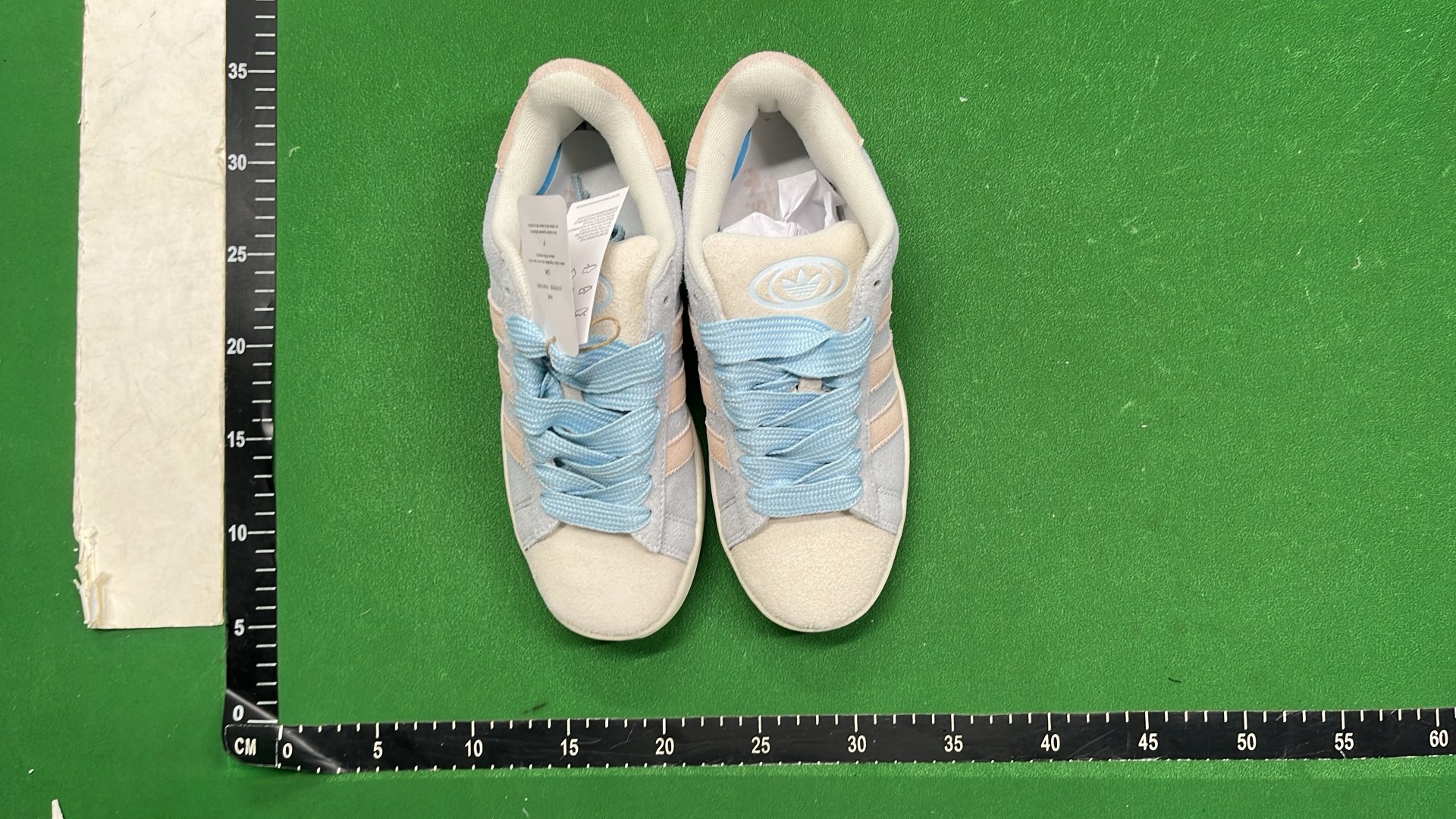 Adidas Campus Sneakers - Classic Vintage Style for Men and Women