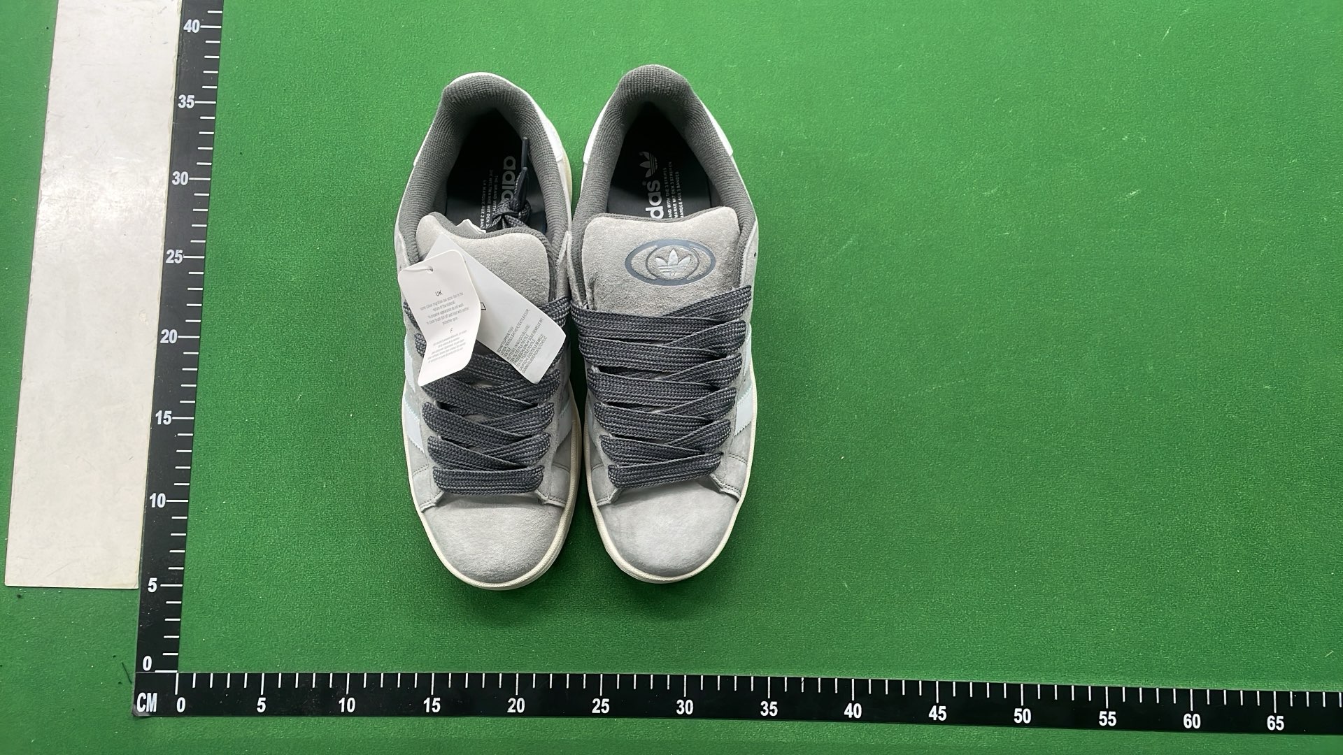 Adidas Campus Sneakers - Classic Vintage Style for Men and Women