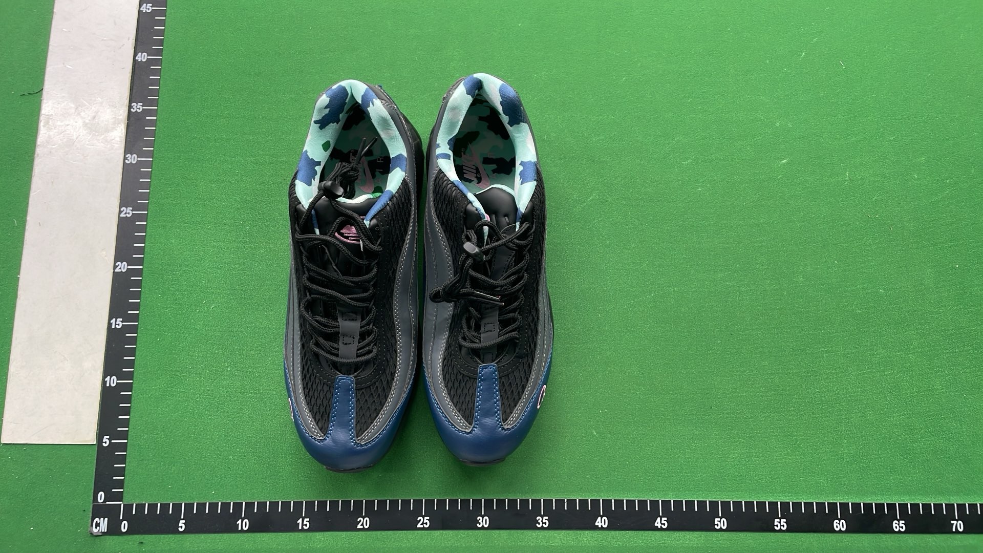 Nike Air Max 95 Custom Edition Sneakers