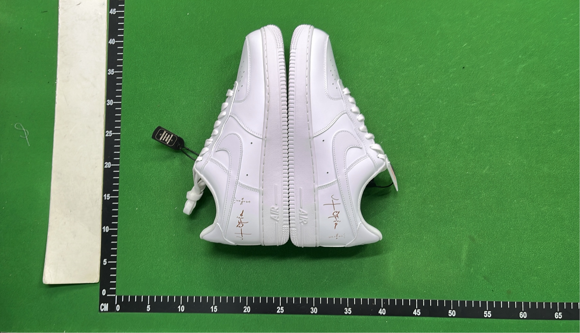 Nike Air Force 1 Low White Signature Edition