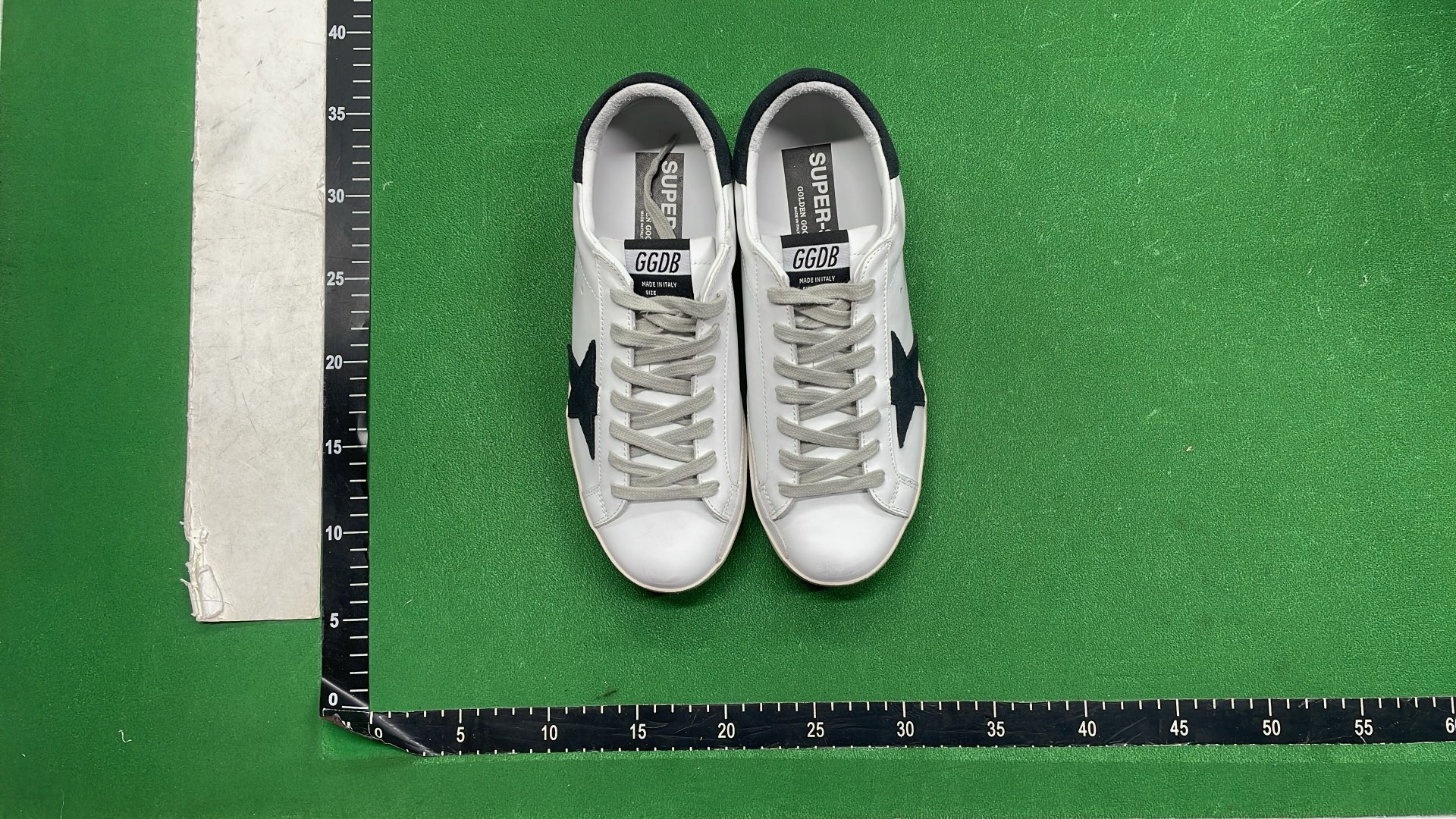 Golden Goose SSTAR Leopard Star Sneakers