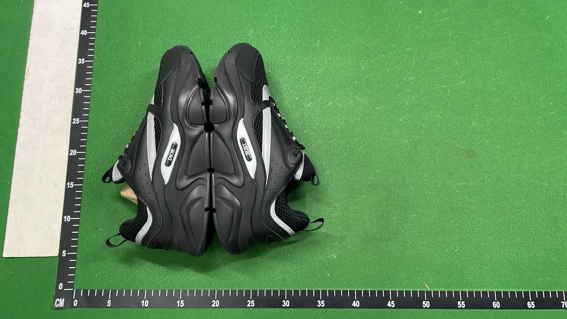 Dior Men's Sneakers - Premium Fashion Footwear