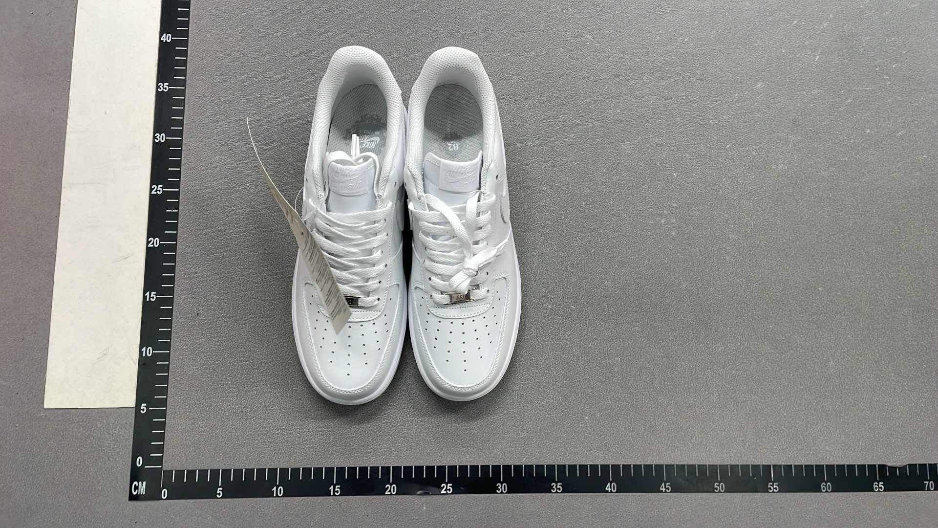 Nike Air Force 1 Low White Blue Accent Sneakers