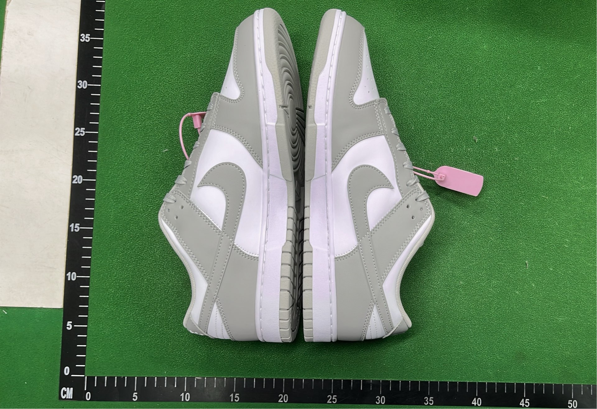 Nike SB Dunk Low Pro QS White Black 2021 Men's Skate Shoes