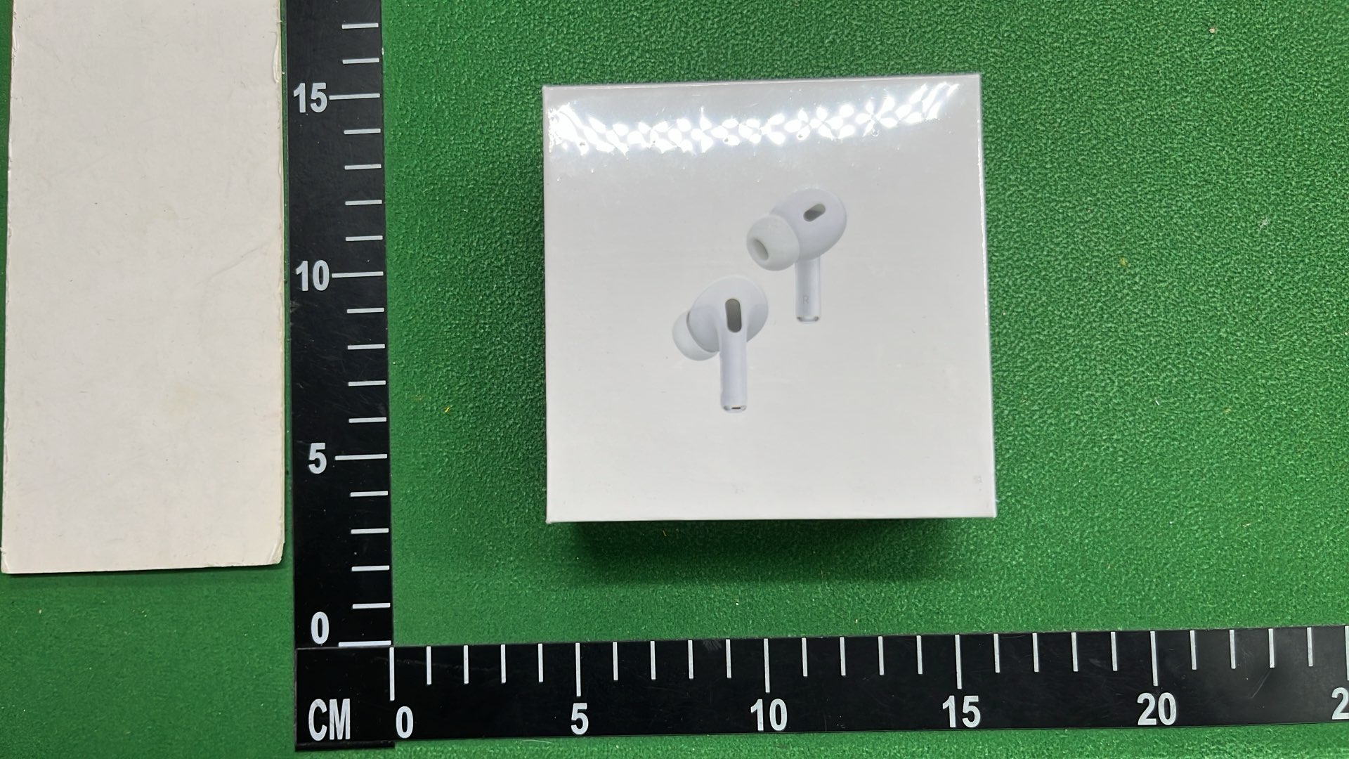 MagSafe Charging Case with USB-C for AirPods Pro