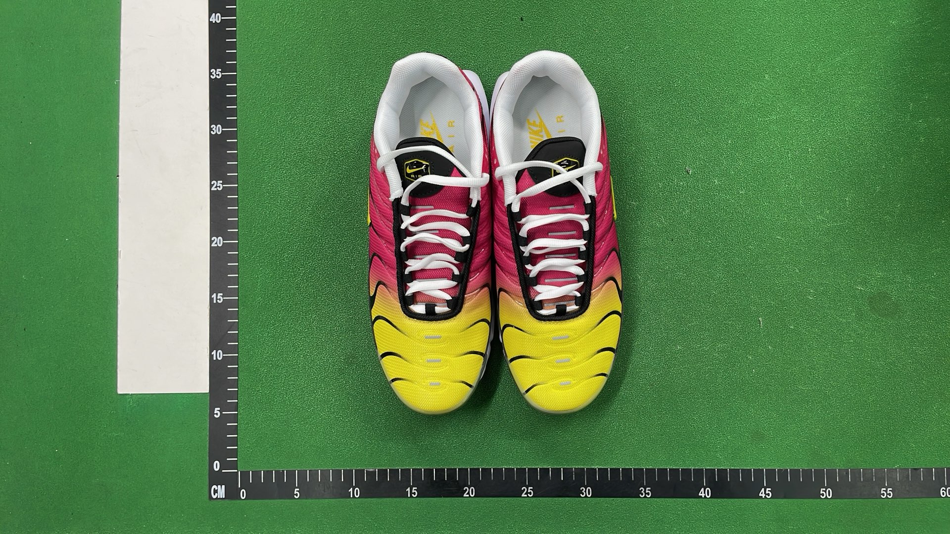 Nike Air Max TN Shoes - Stylish & Comfortable Running Sneakers