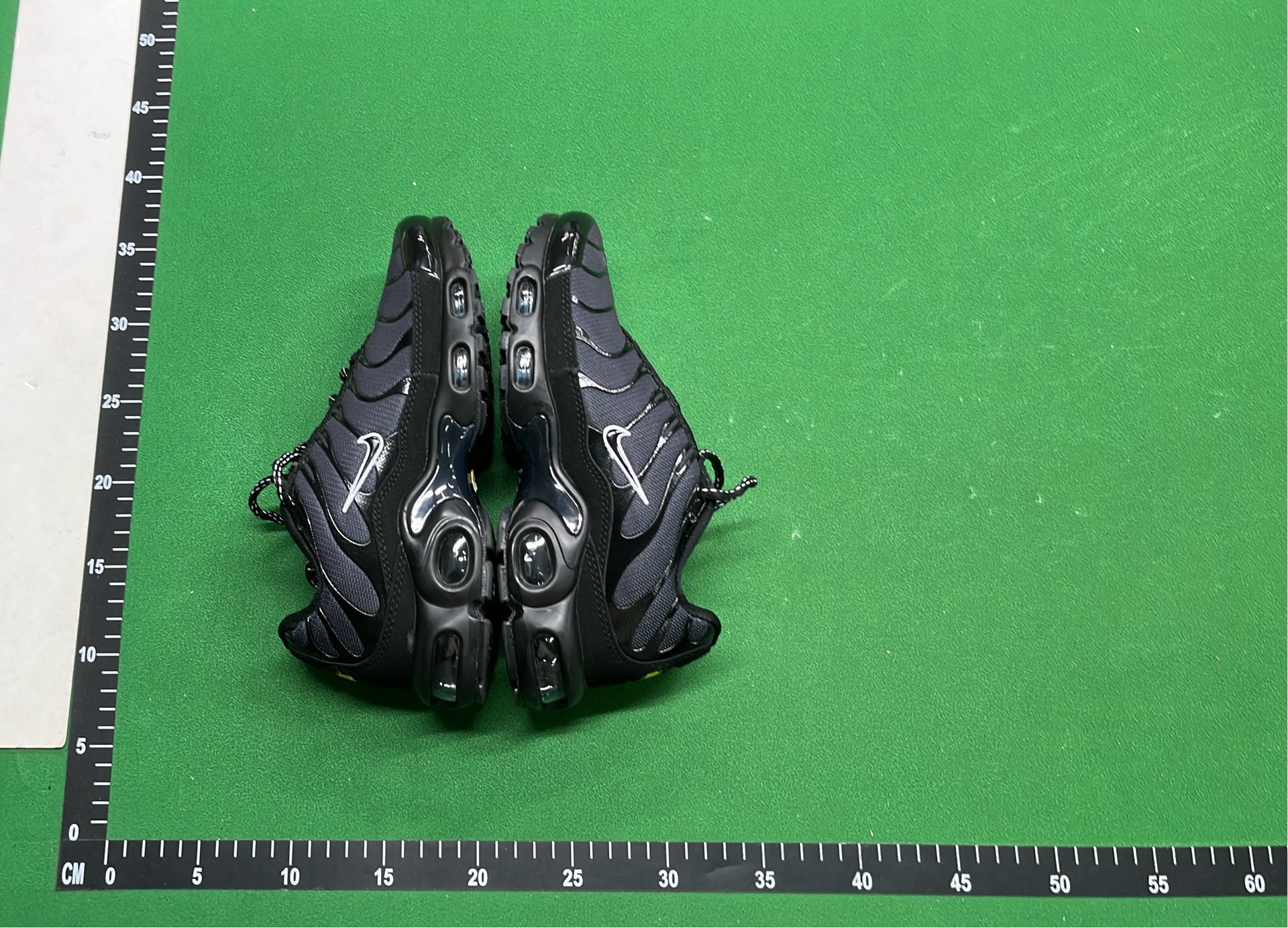 Nike Air Max TN Shoes - Stylish & Comfortable Running Sneakers