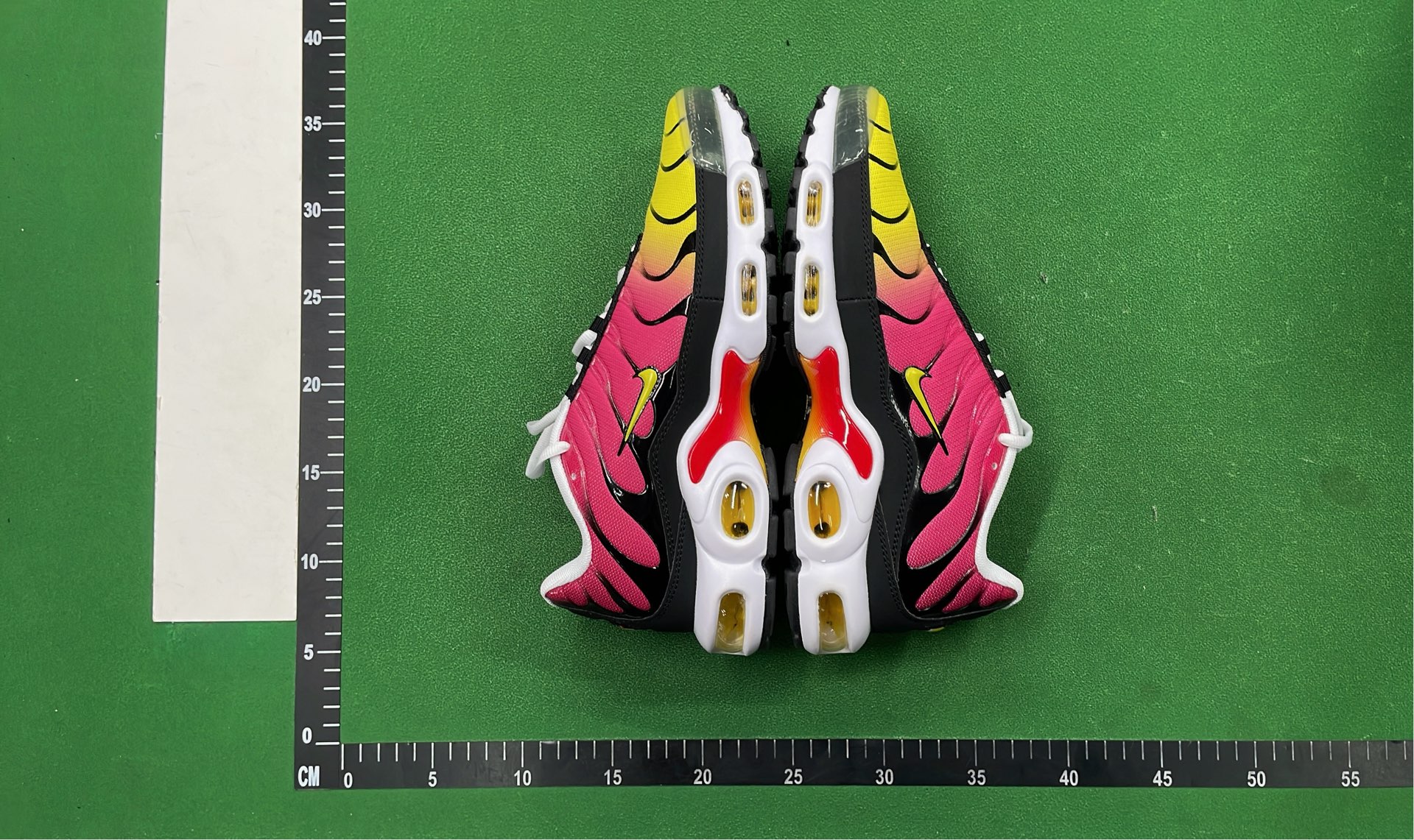 Nike Air Max TN Shoes - Stylish & Comfortable Running Sneakers