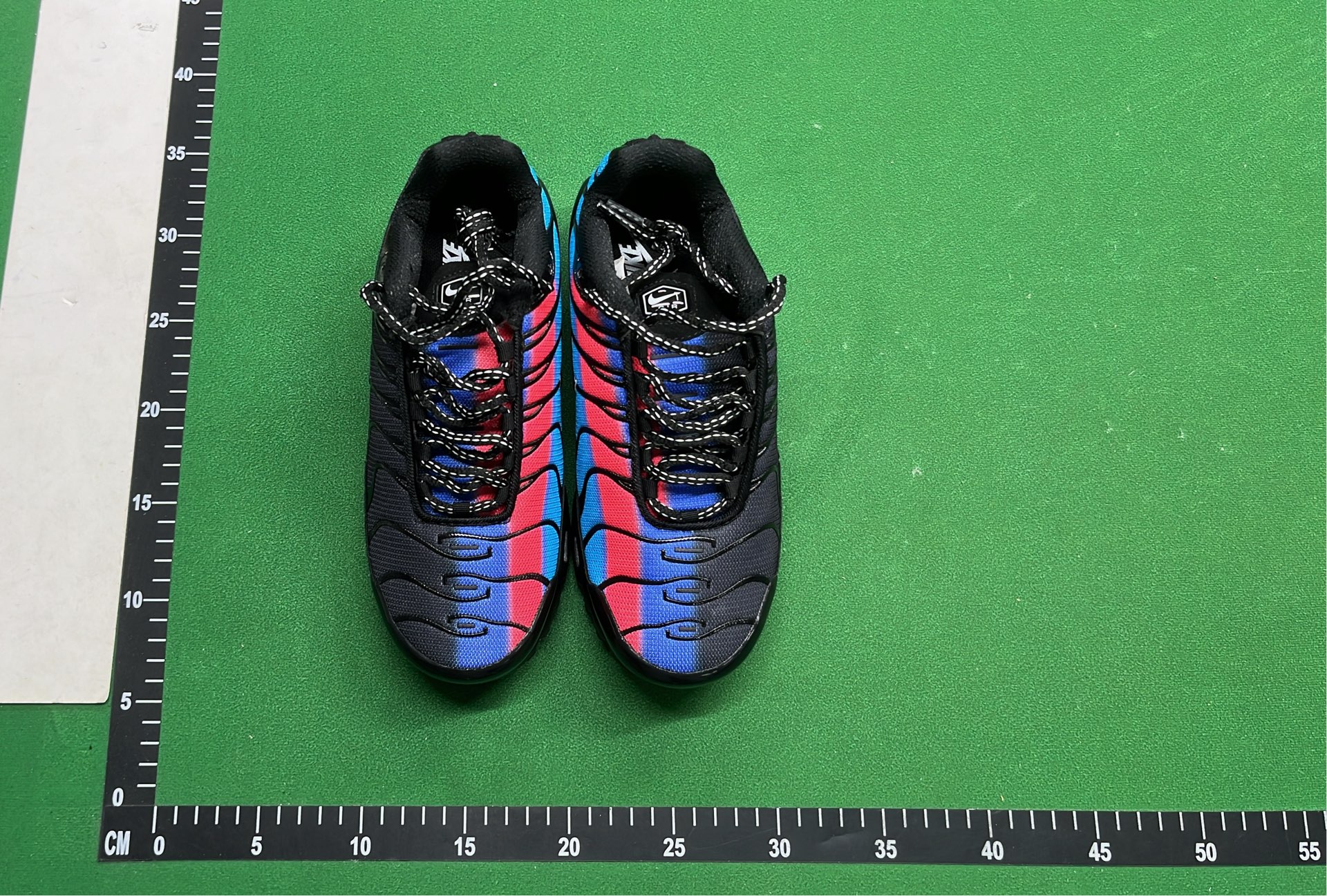 Nike Air Max TN Shoes - Stylish & Comfortable Running Sneakers